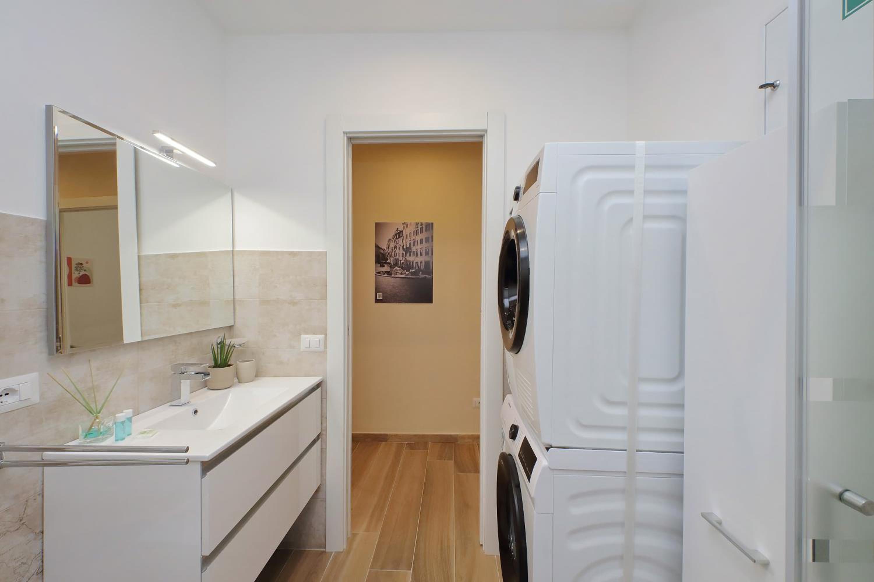 Prestigious Re di Roma Apartment