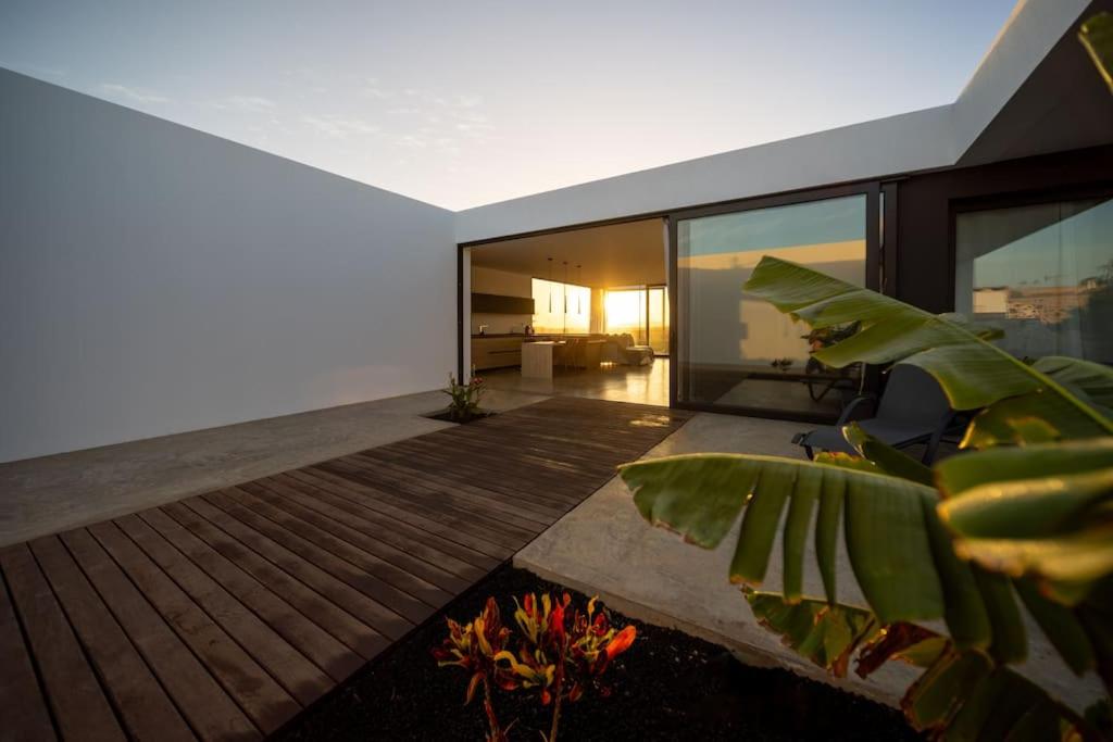 Lajares Ten Vulcans villa