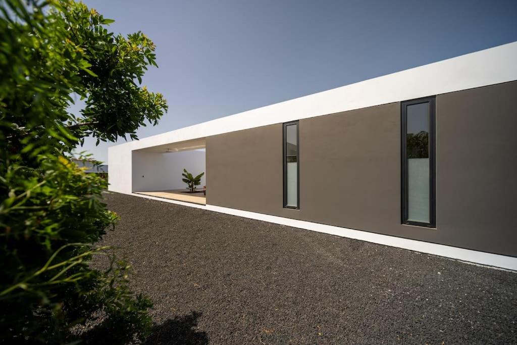 Lajares Ten Vulcans villa