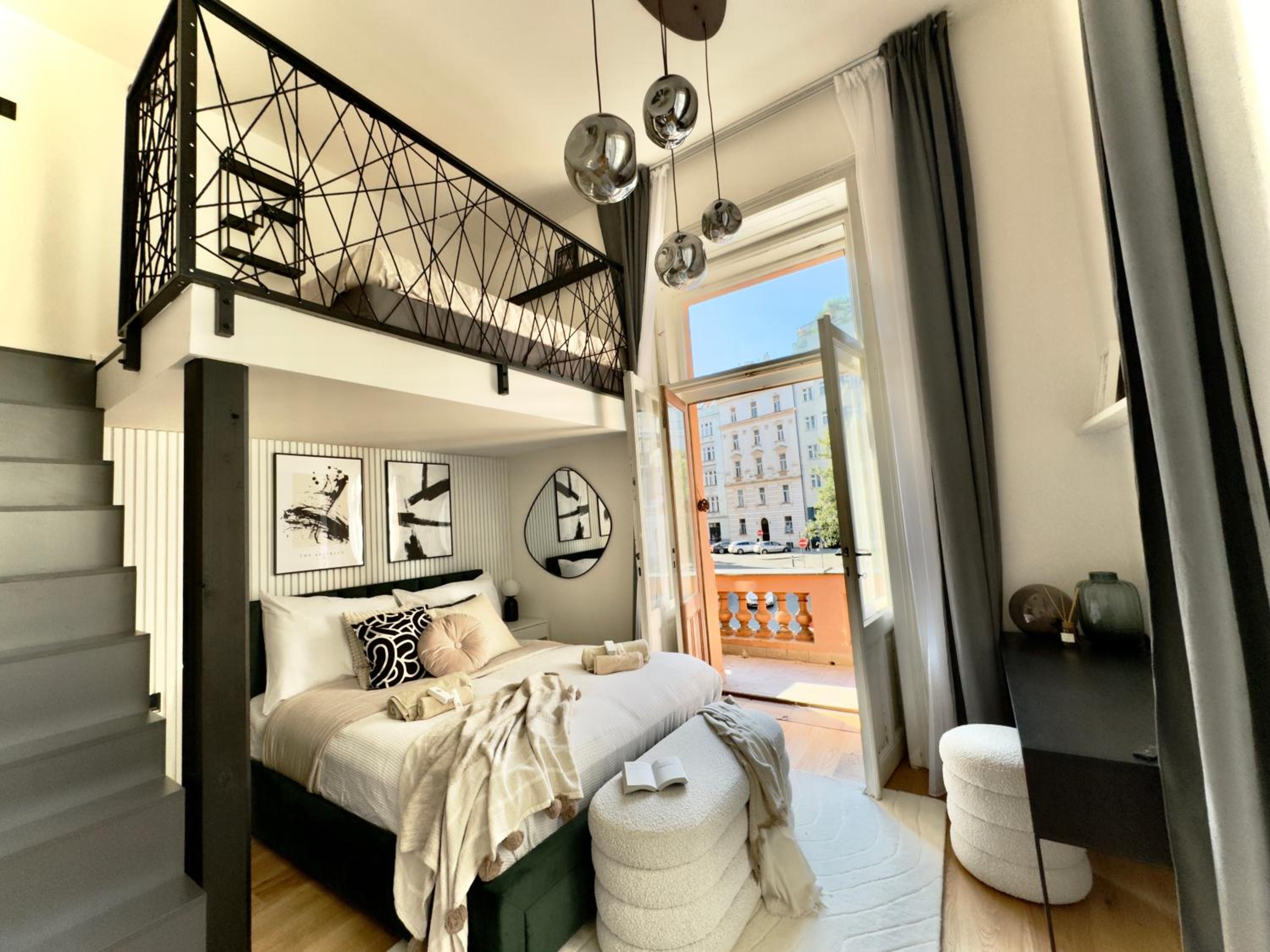 Rentero Modern High Ceiling Loft with Terrace Apartment, Prague