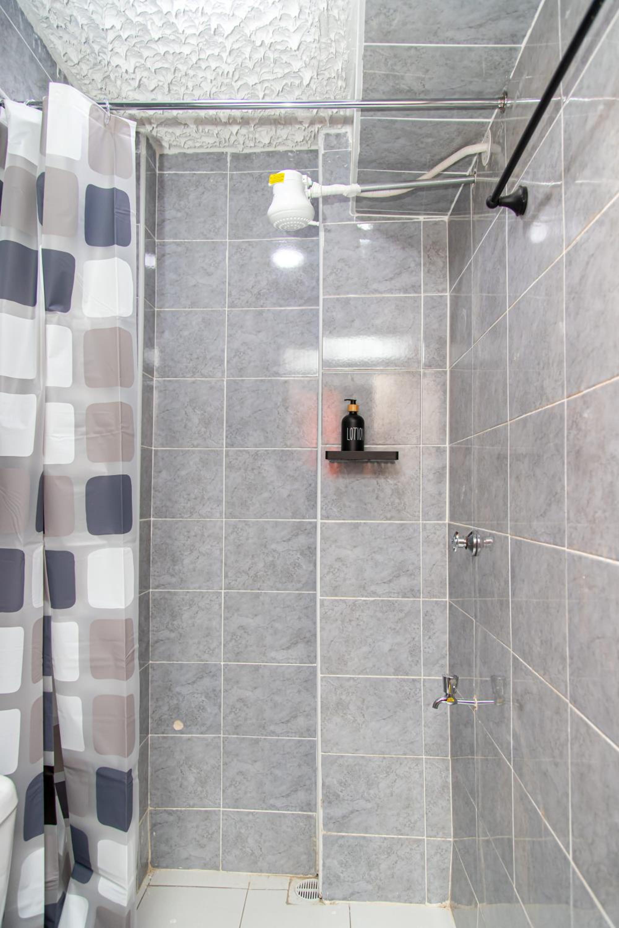 CynRose Suites