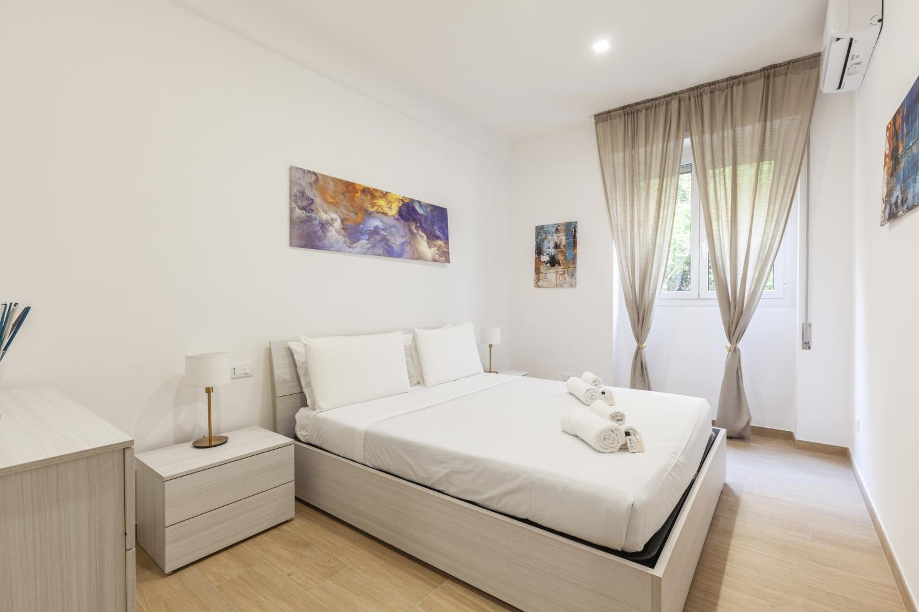 Hostly-Libia Light Lodge-10min Metro to Colosseum