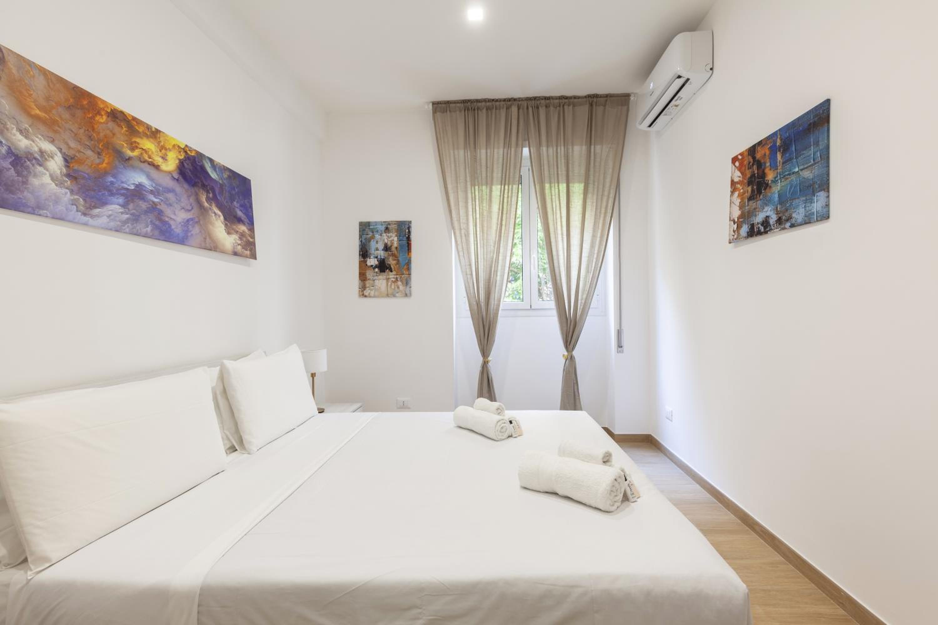 Hostly-Libia Light Lodge-10min Metro to Colosseum
