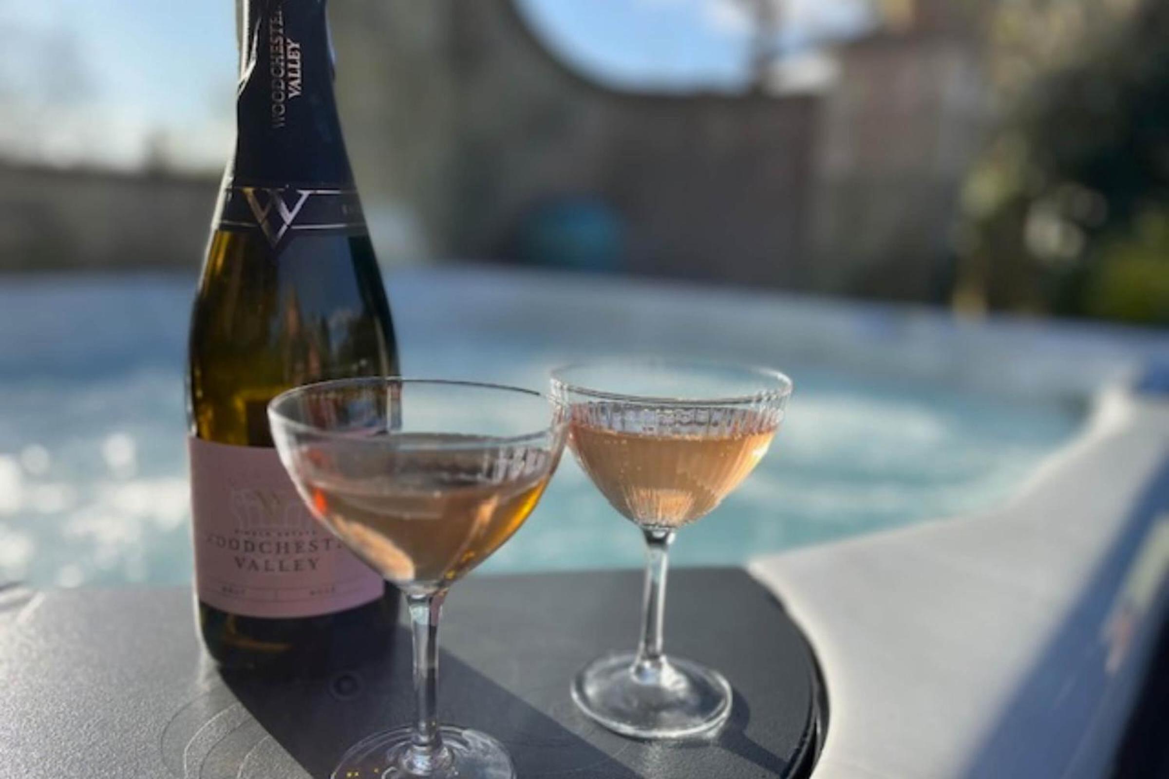 Stroud Vacations - Burleigh Court Hotel - Property Image 31