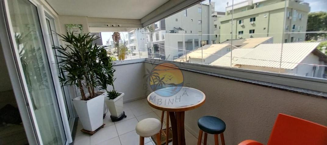 Apartamento no Centro da Praia Ed Recanto do Cardeal