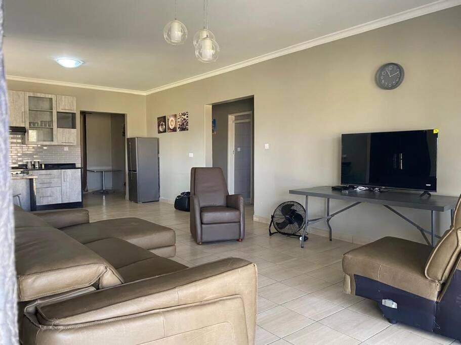 Modern Farm Cottage Located 15 km from Kabwe CBD view 4