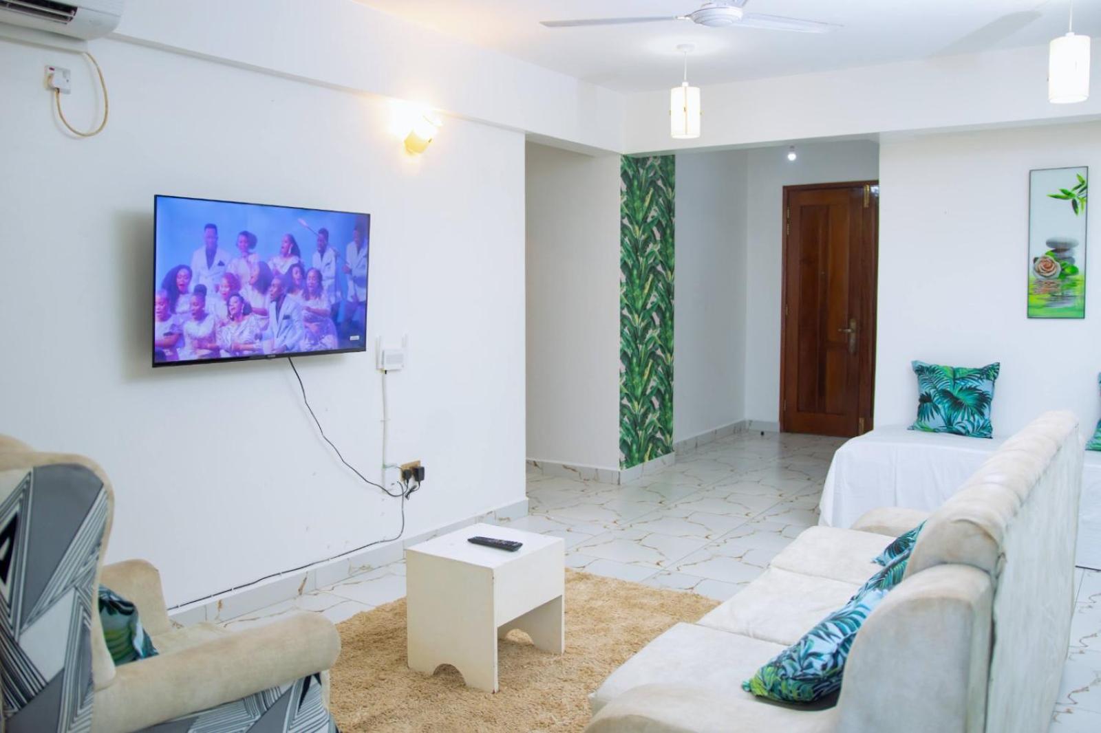 THREE-BEDROOM FULLy FURNISHED BEACH VIEW APARTMENT WITH A SWIMMING view 3