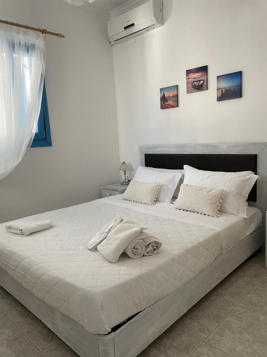 Moustakas Beach Apartments