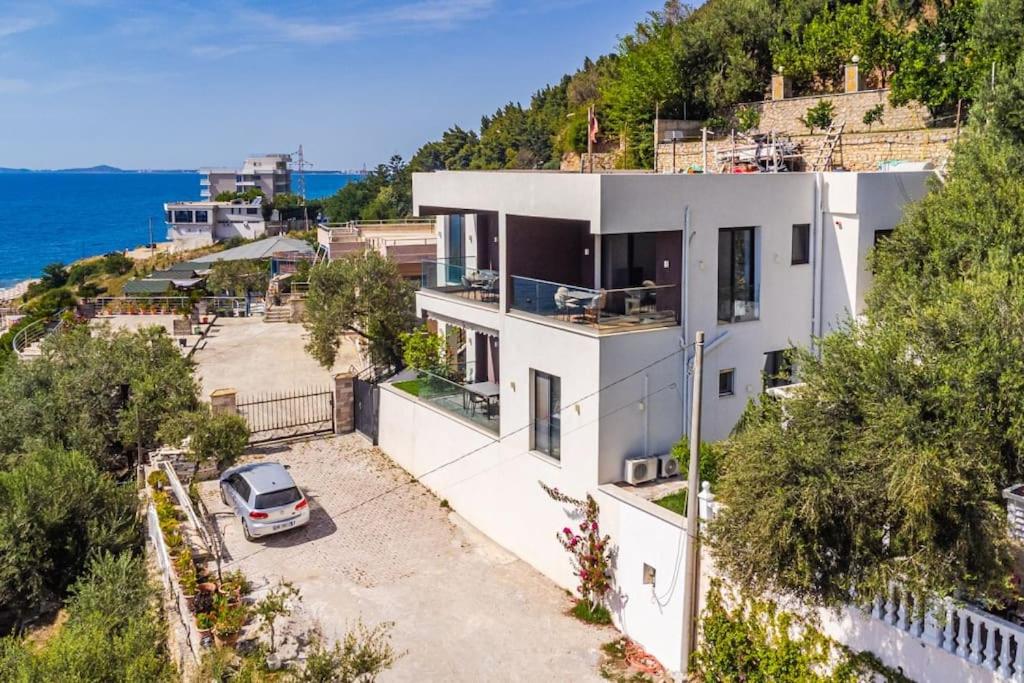 Exclusive Seafront Apartments Apartment 3 by PikHost