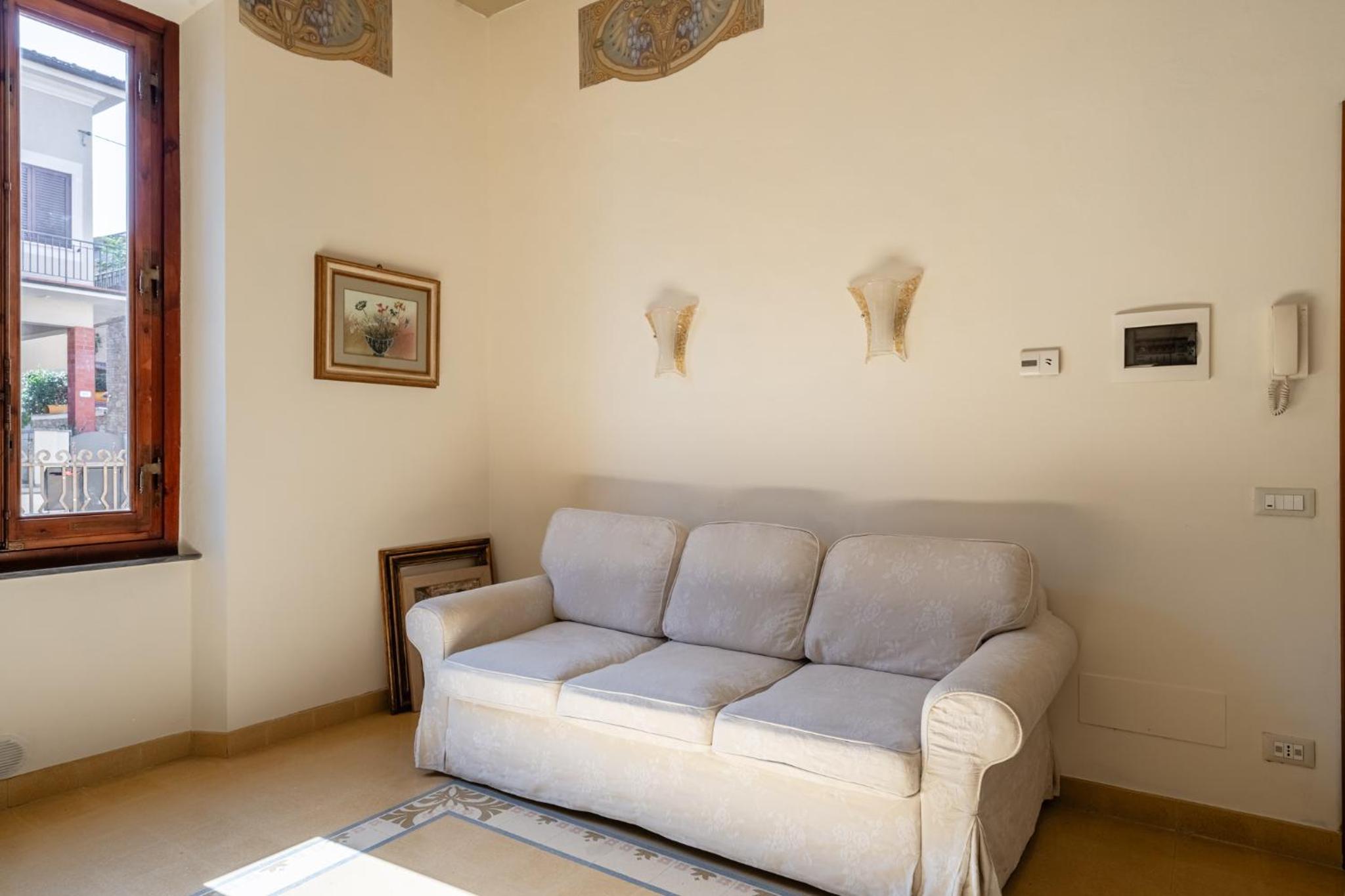 Casetta in Tuscany view 4