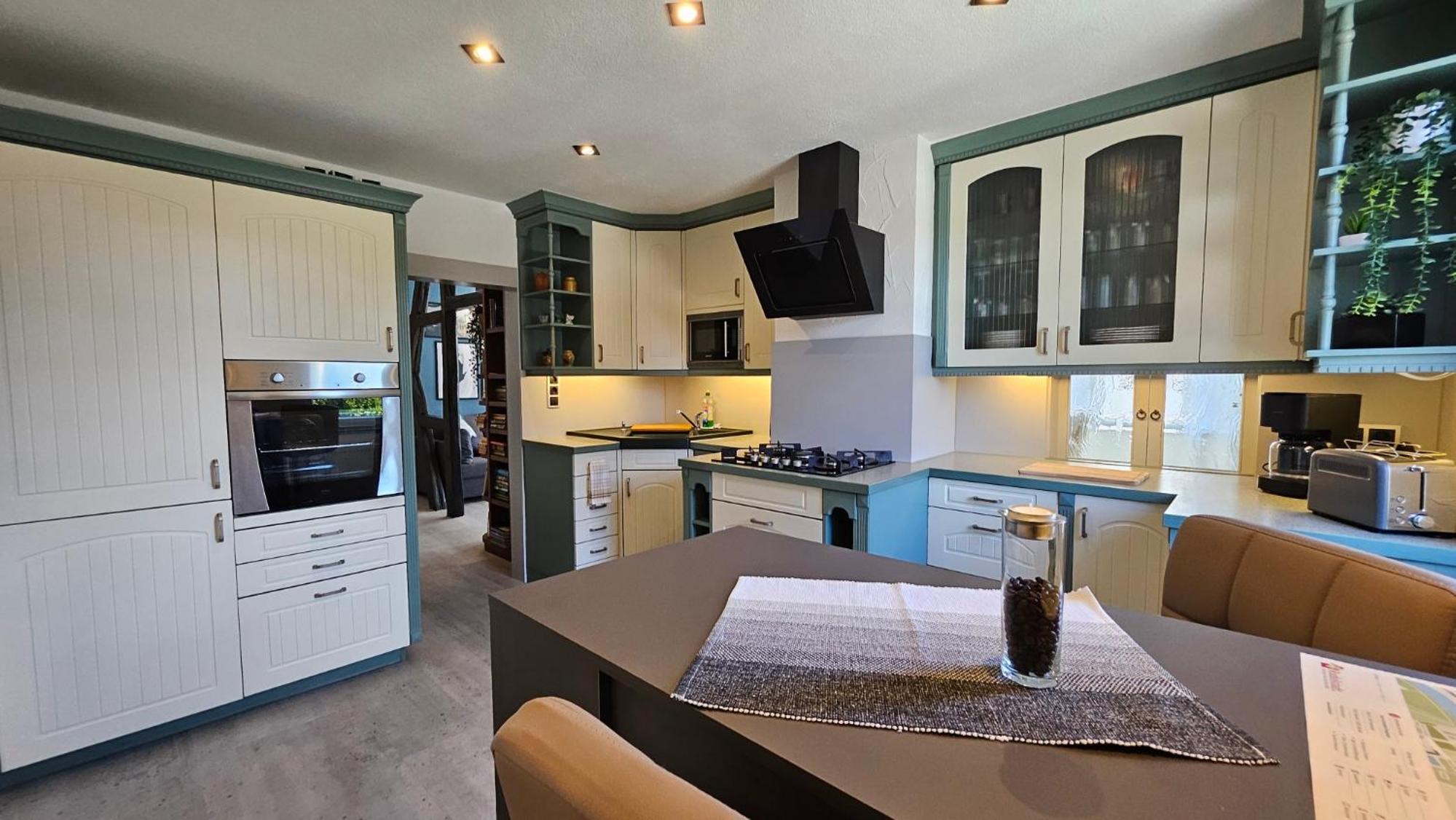 Apartments am Saalebogen mit Gartenterrasse, Grillkamin und freie Parkplätze
