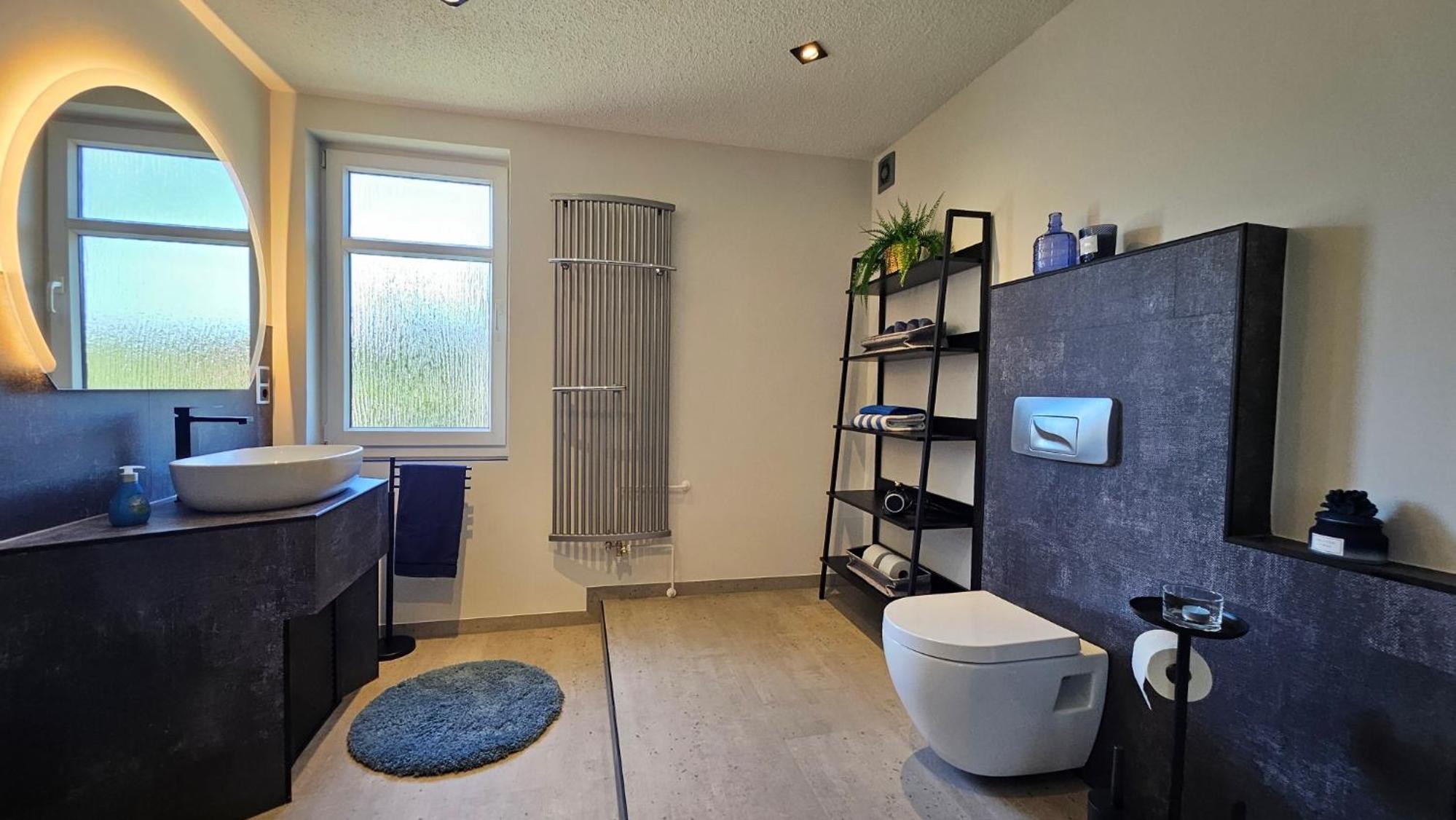 Apartments am Saalebogen mit Gartenterrasse, Grillkamin und freie Parkplätze