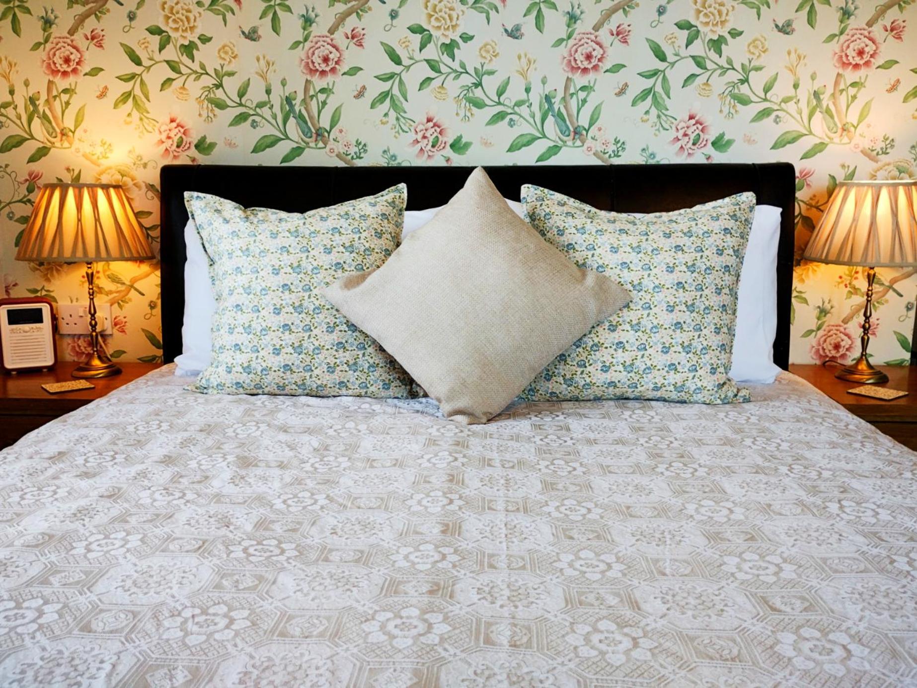 Lynton Vacations - Chough's Nest Hotel - Property Image 3