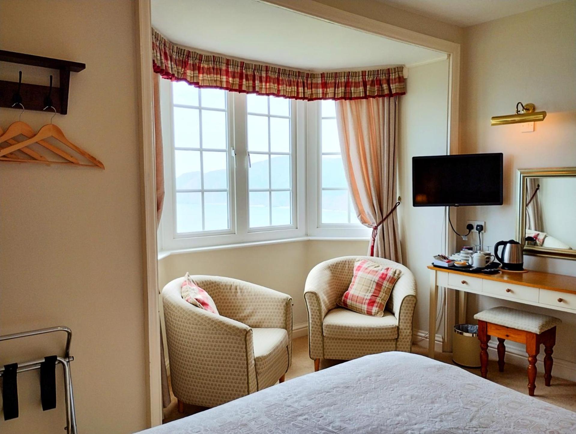 Lynton Vacations - Chough's Nest Hotel - Property Image 12