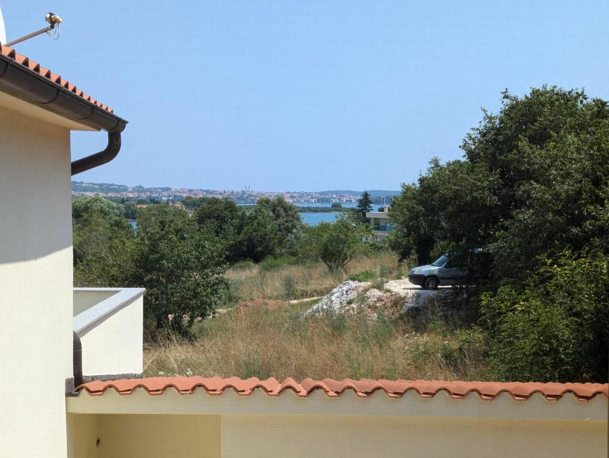 Marina Vista Sea View Apartments & Rooms view 3