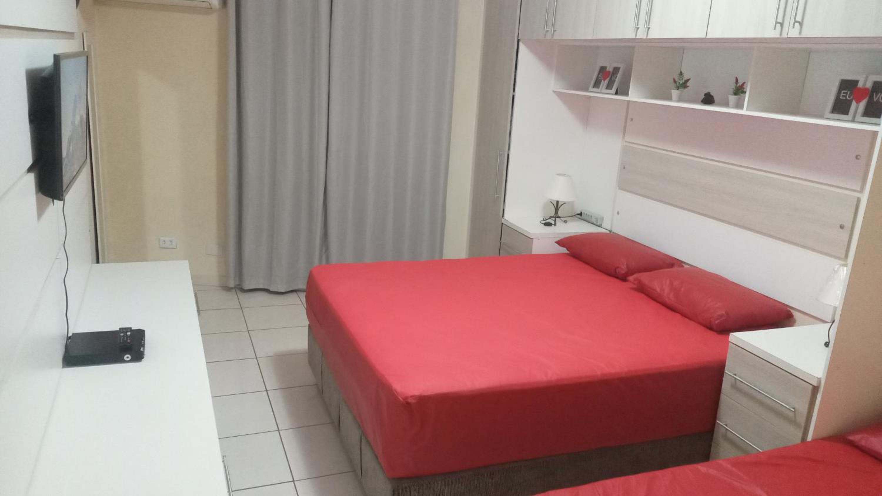 DISPONIVEL NATAL E REVEILLON 2026 - Belíssima e Aconchegante Casa com Piscina e Aquecimento Solar o Ano Todo GRATUITO, Perto da Praia