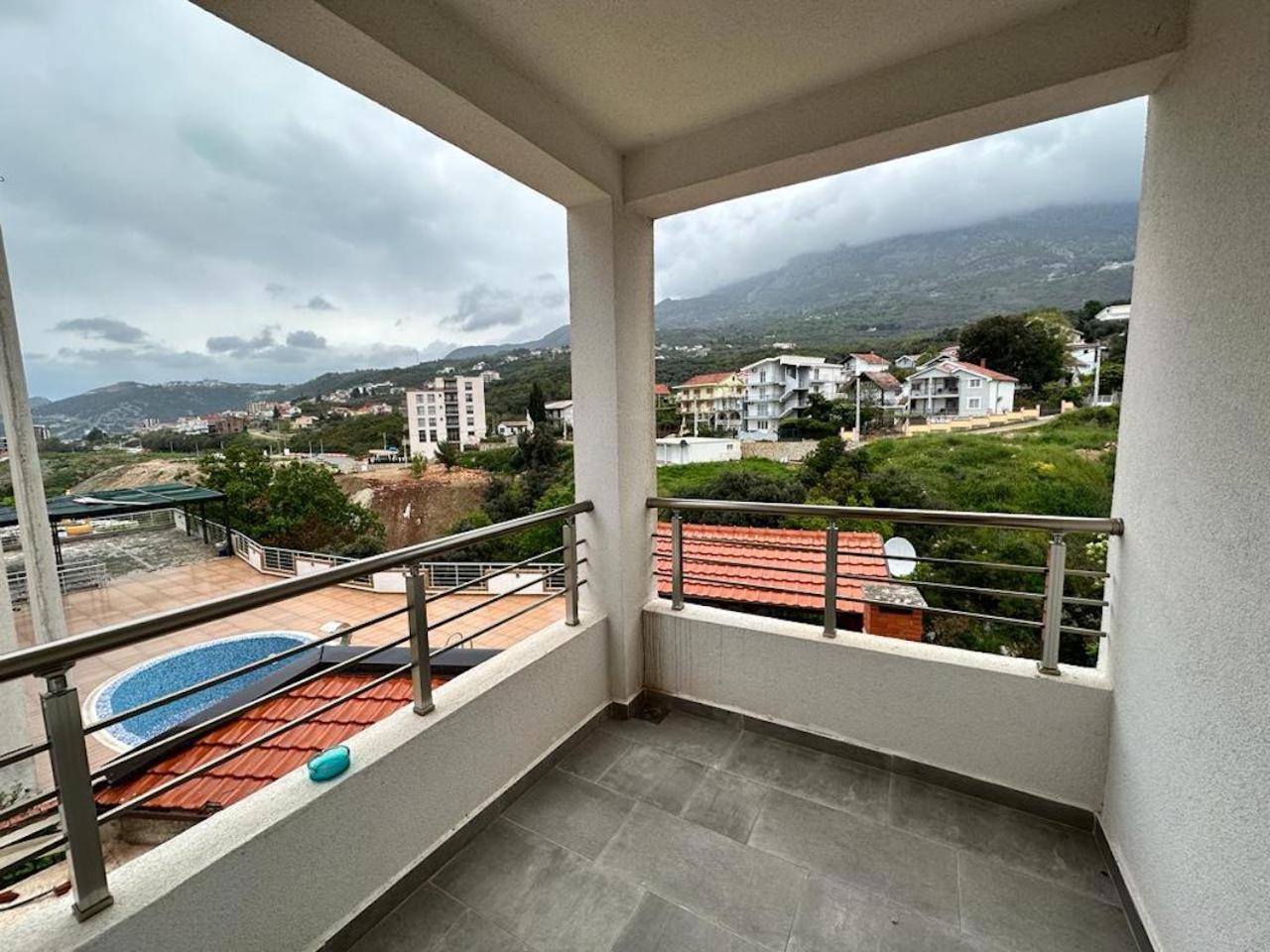 Studio in Dobra Voda view 4
