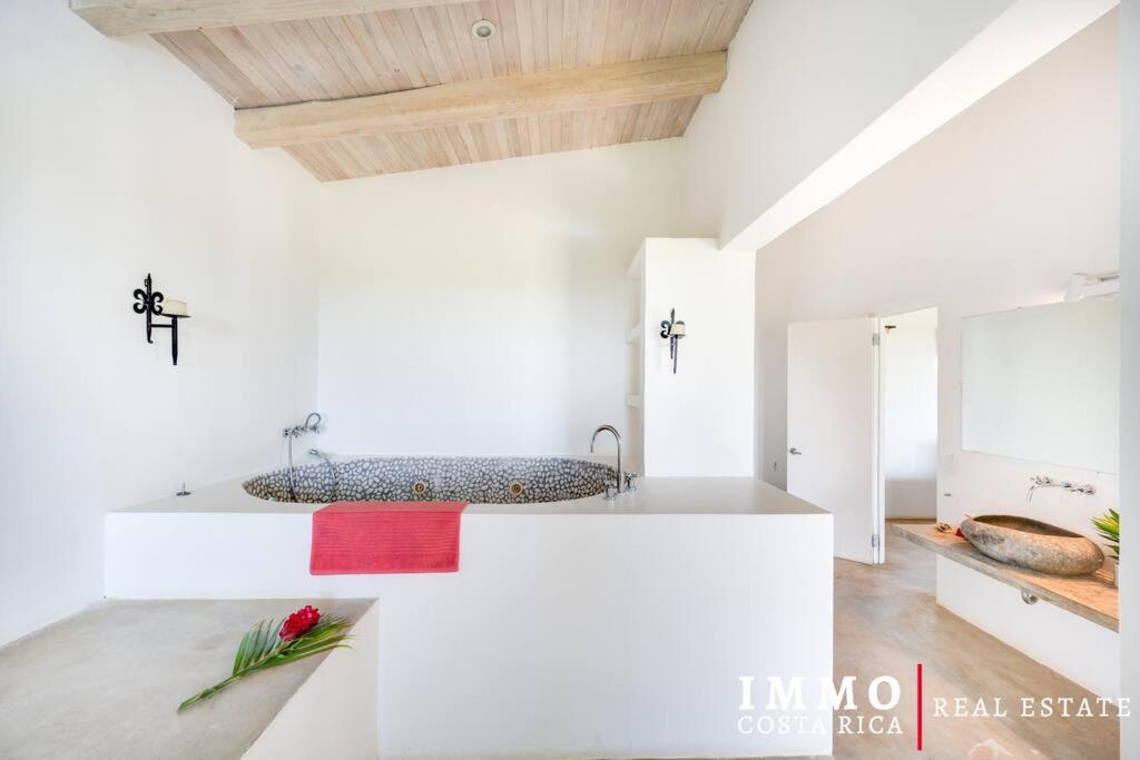 Casa ROMEO BREATHTAKING OCEAN VIEW and pool