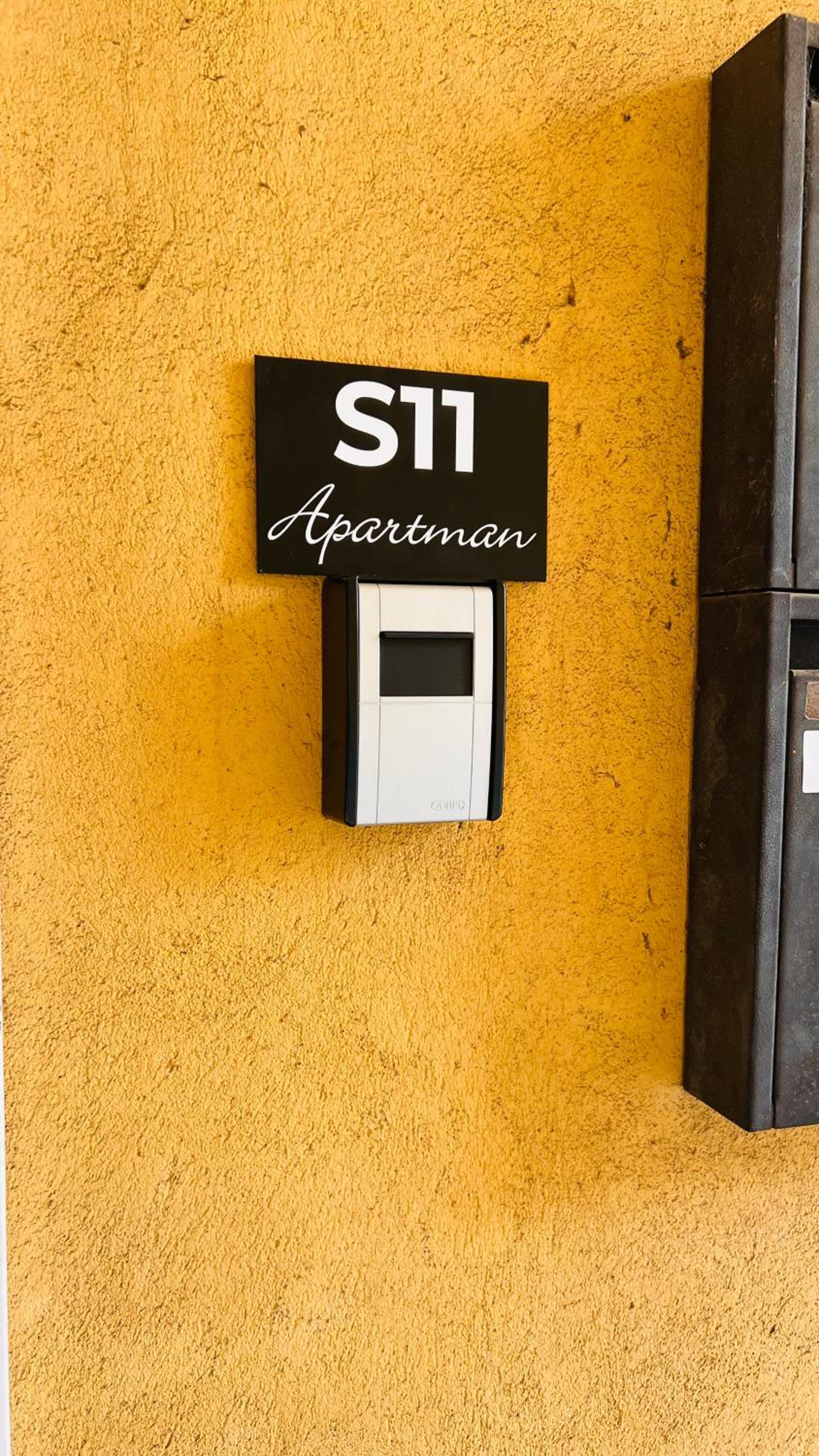S11 Apartman view 3