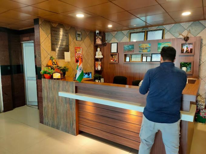 Hotel President pure vegetarian Dalhousie