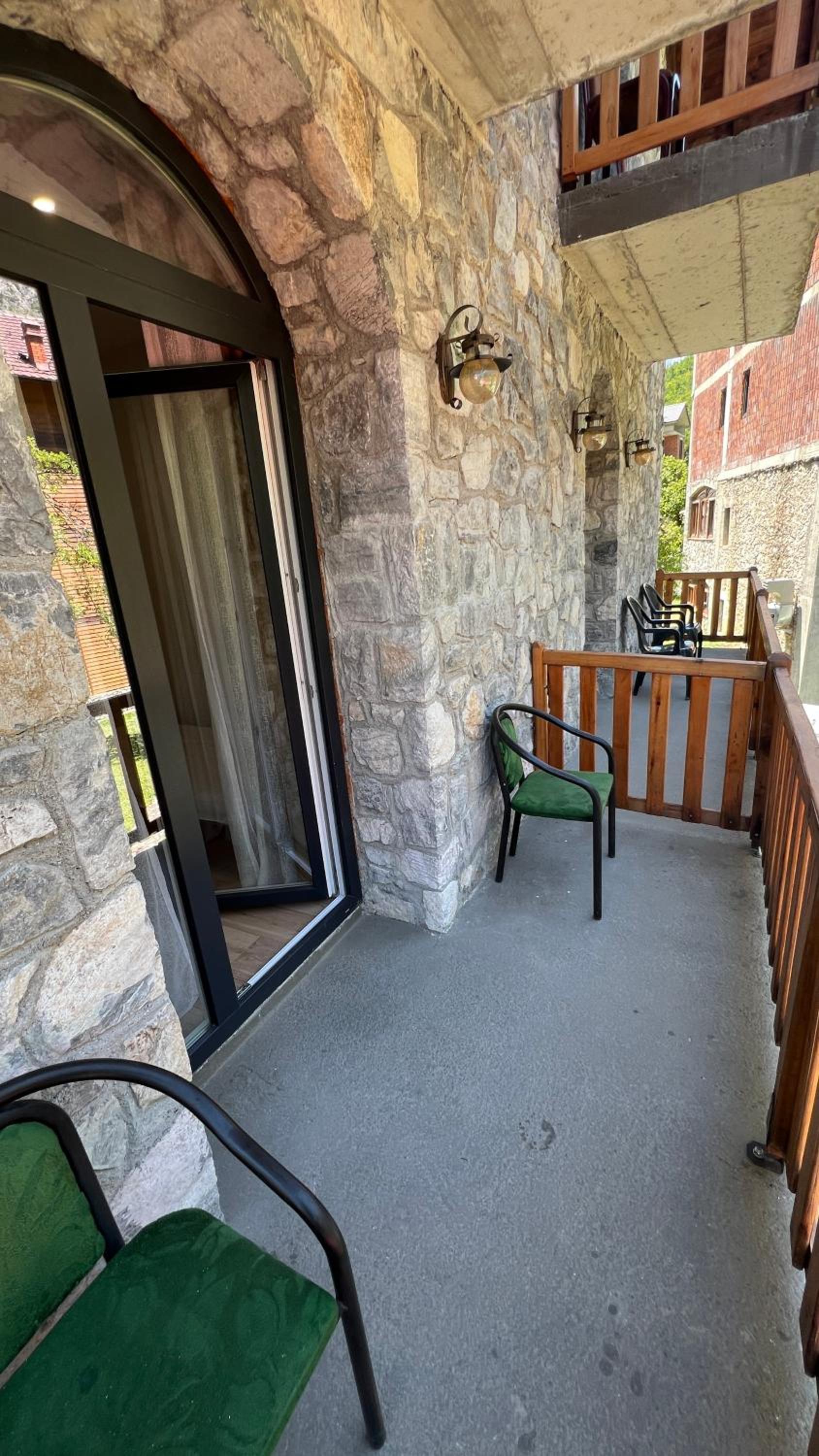 Stonehouse villa