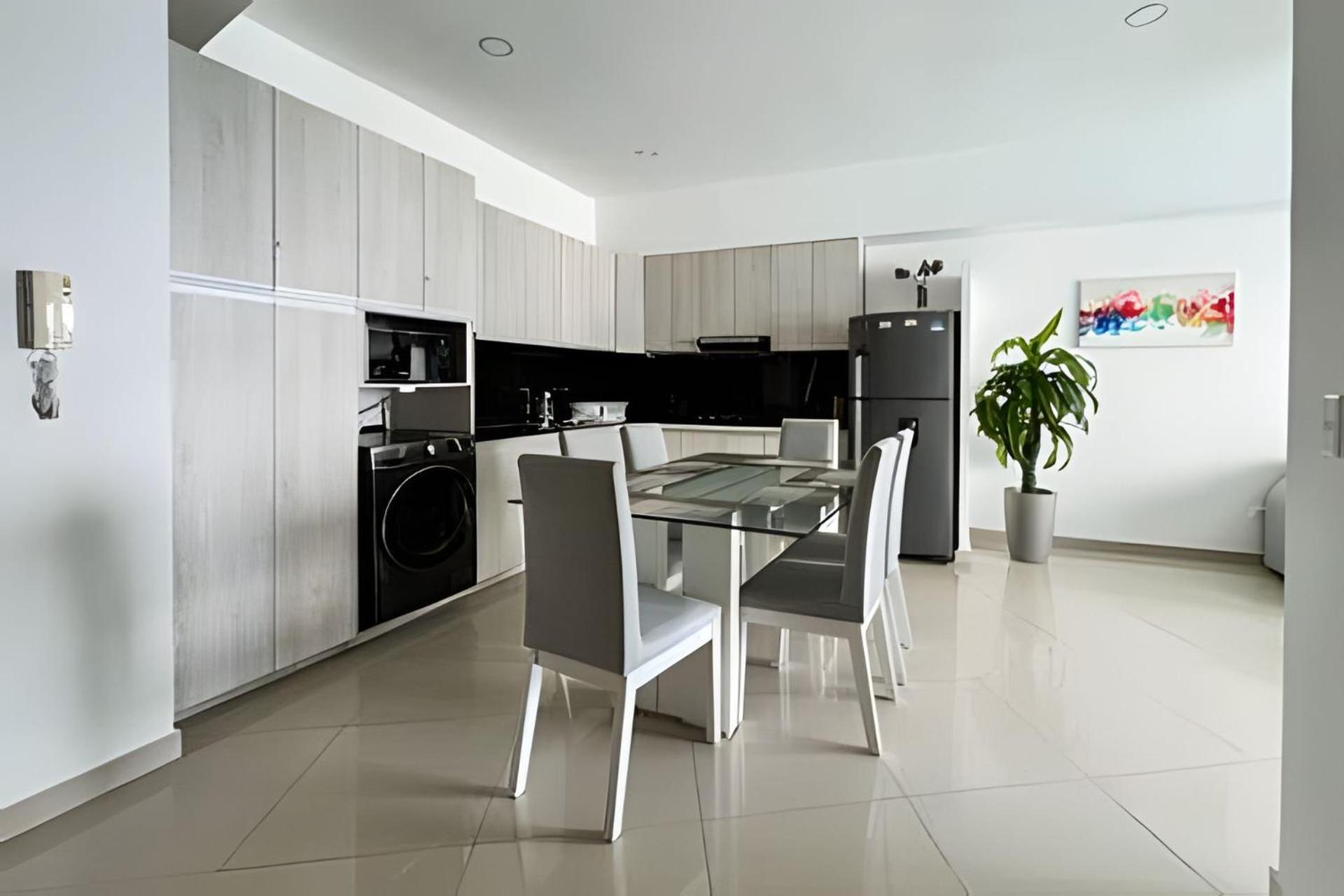 2 Bedroom Apartment Laguito. Seaview