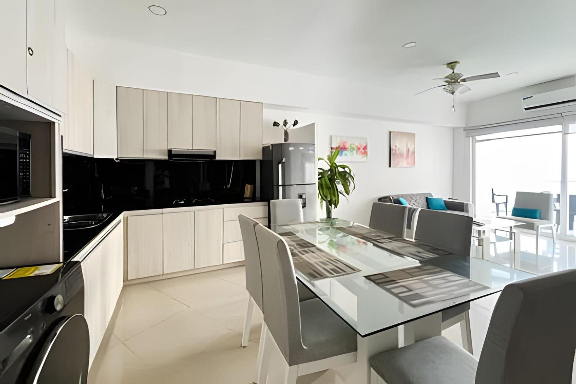 2 Bedroom Apartment Laguito. Seaview