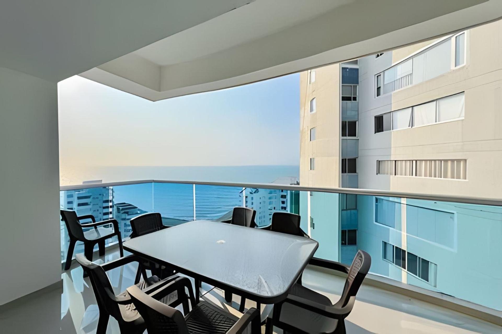 2 Bedroom Apartment Laguito. Seaview