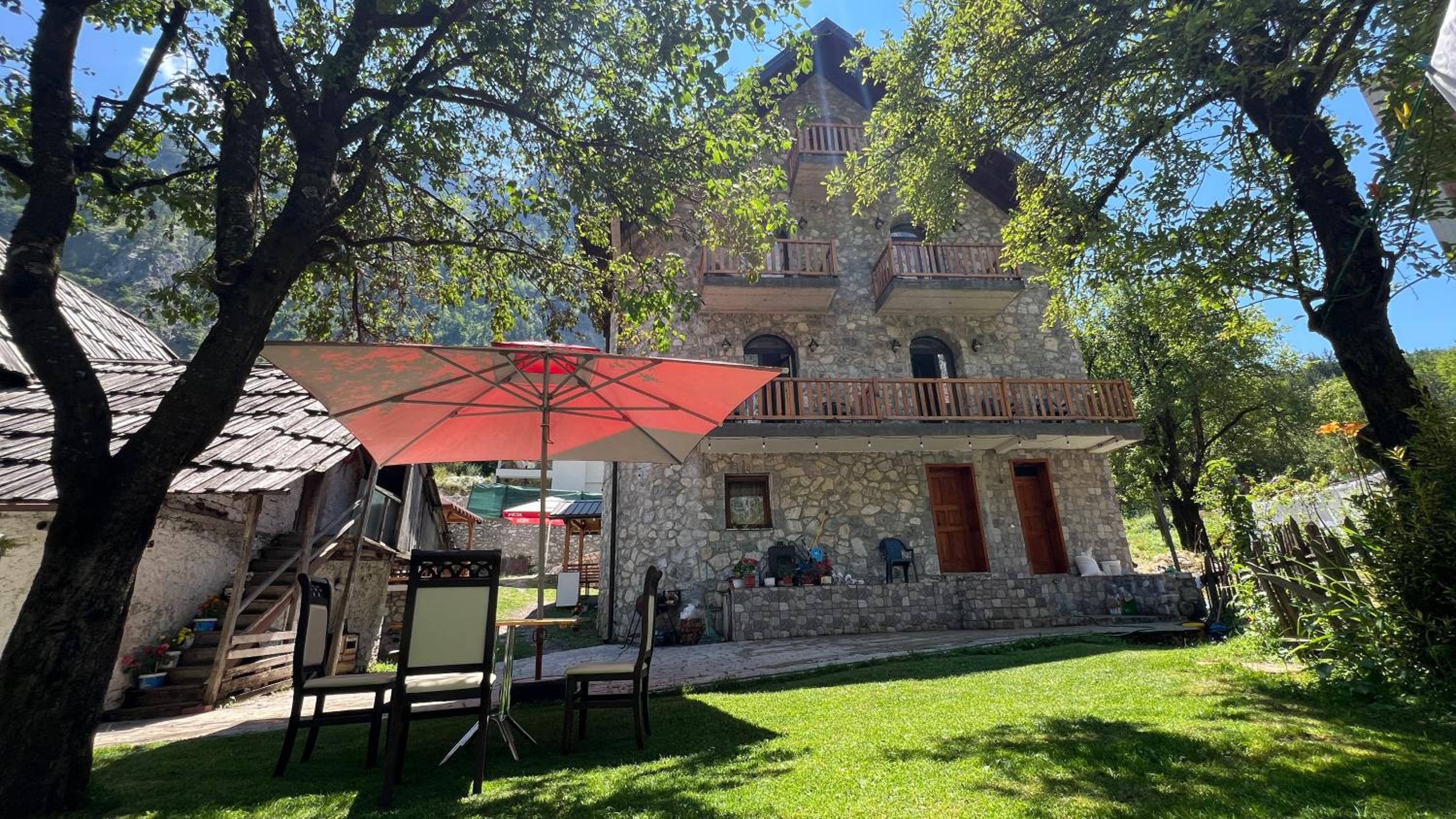 Stonehouse villa
