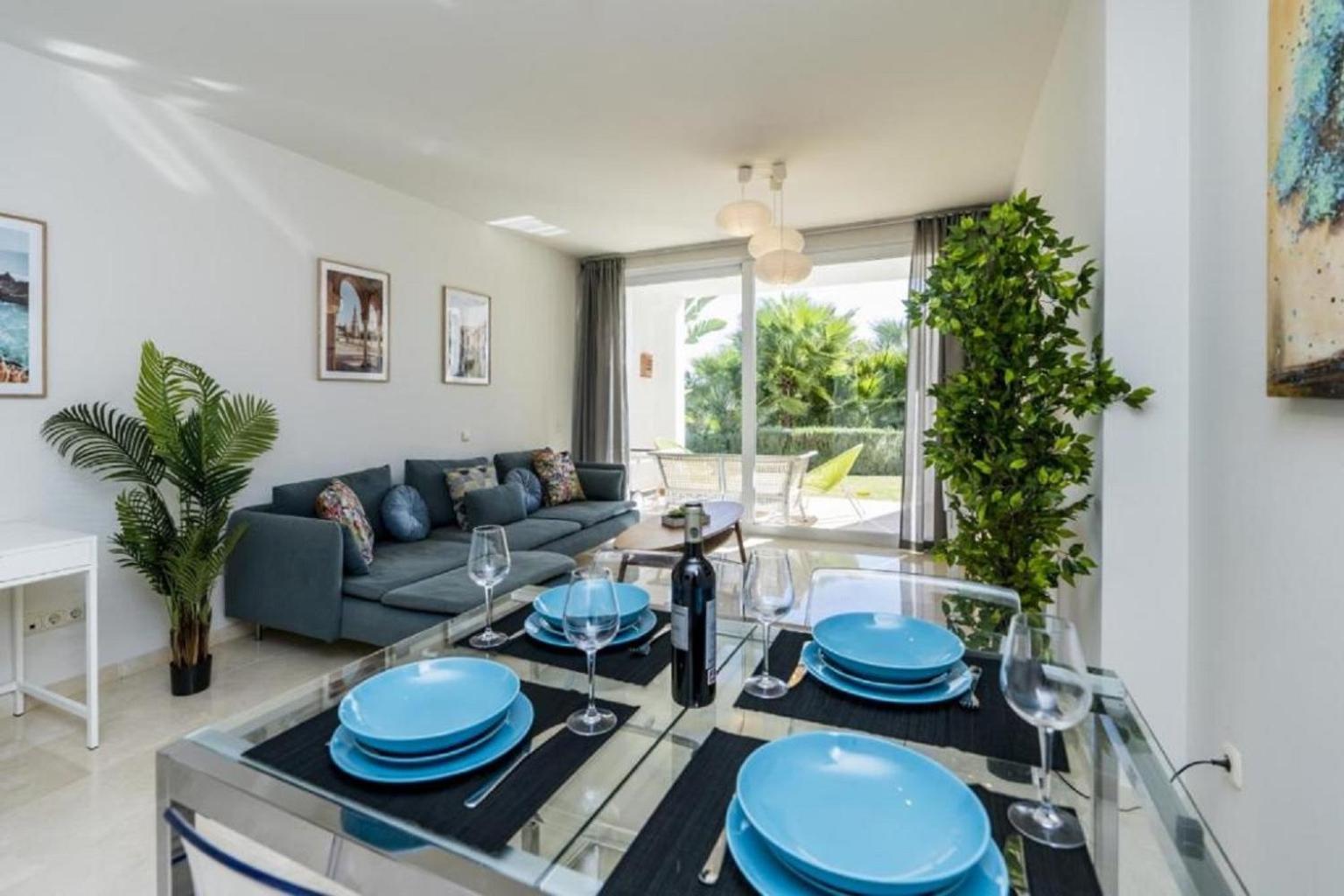 21 Alcazaba Lagoon groundfloor apt tropical garden view 5