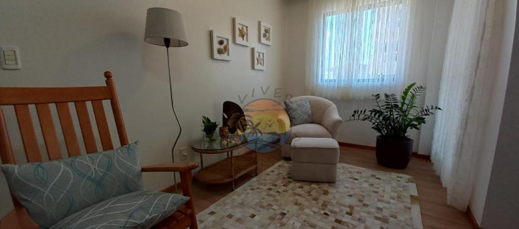 Apartamento Alto Padrão com 5 Quartos Próximo a praia e ao shopping Russi Russi