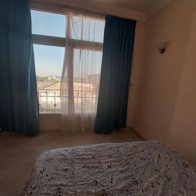 Mamsha view 1 bedroom flat beside Russian consulate view 3