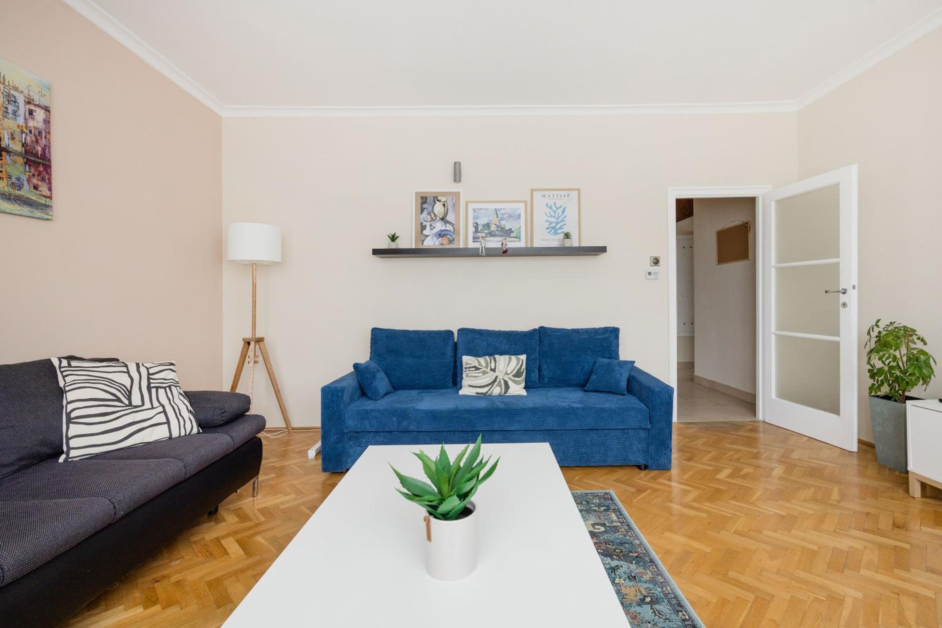 Family Home near City Park