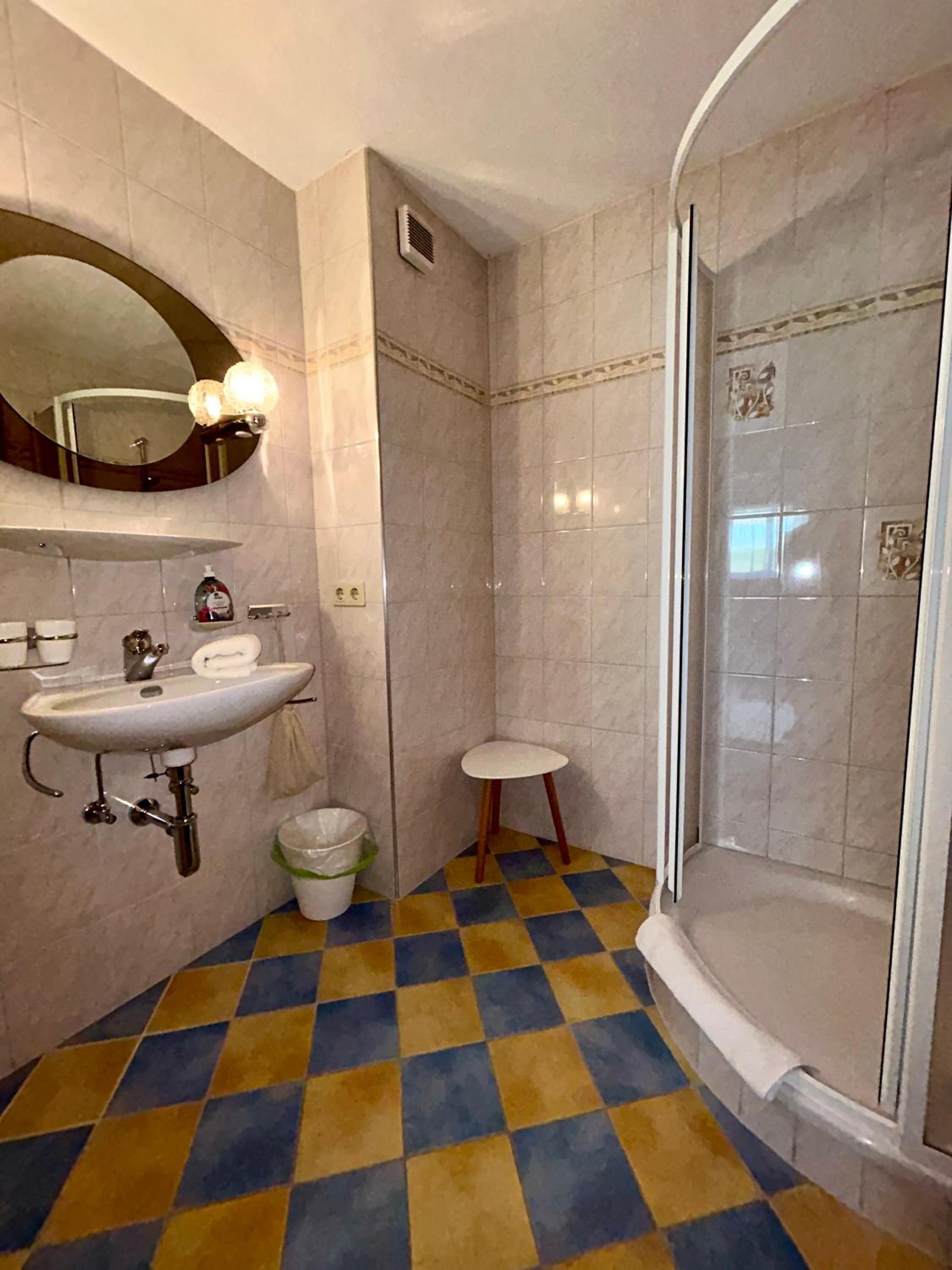 WOLF RETREAT Apartments im Lechtal davor Appartementhaus Michaela