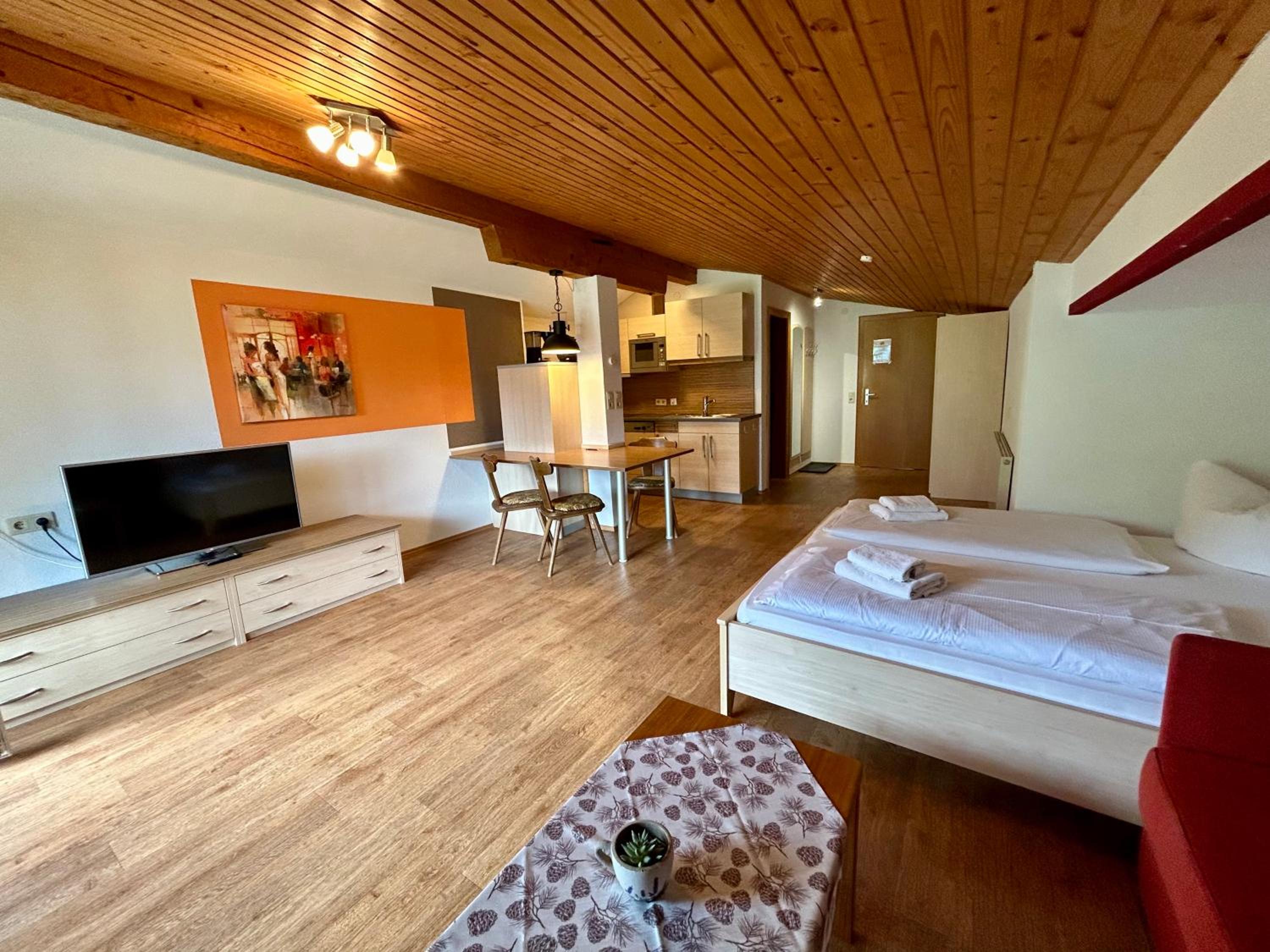 WOLF RETREAT Apartments im Lechtal davor Appartementhaus Michaela