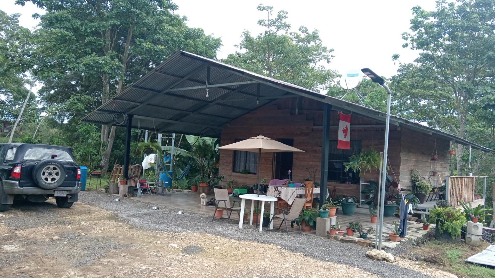 Hostal Seminia Lodge
