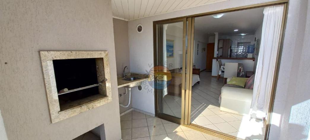 Apartamento Alto Padrão Com Vista ao Mar na Avenida Principal da Praia ao Lado de Comércio em Geral