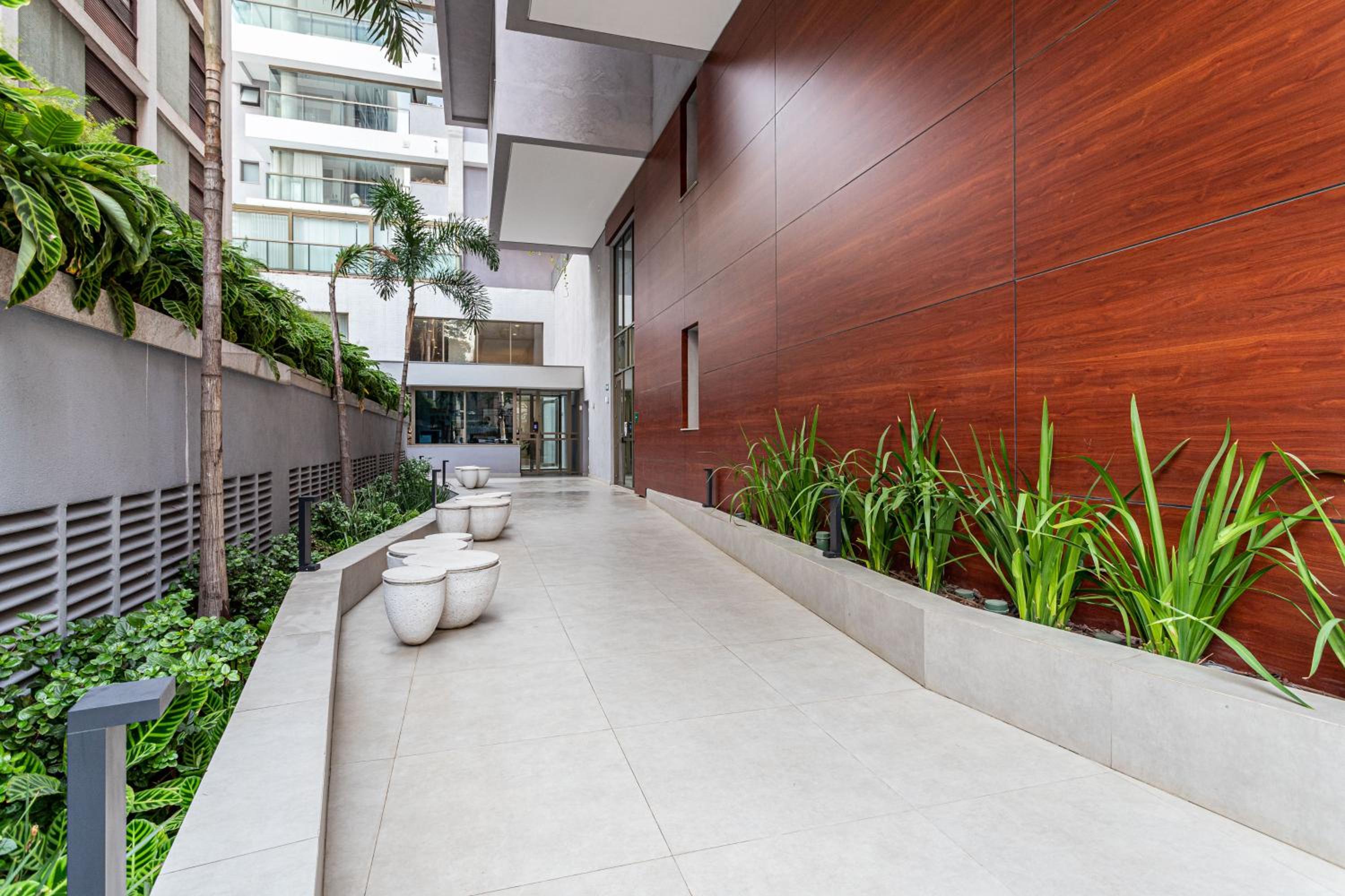 Terraço Oscar Freire by Viva - Prédio novo ao lado do Hospital das Clínicas e do metrô