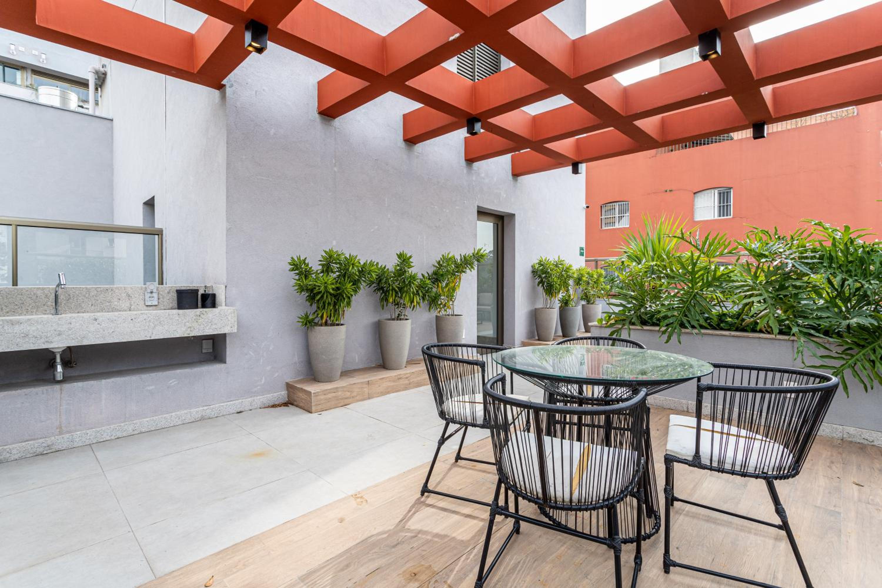 Terraço Oscar Freire by Viva - Prédio novo ao lado do Hospital das Clínicas e do metrô