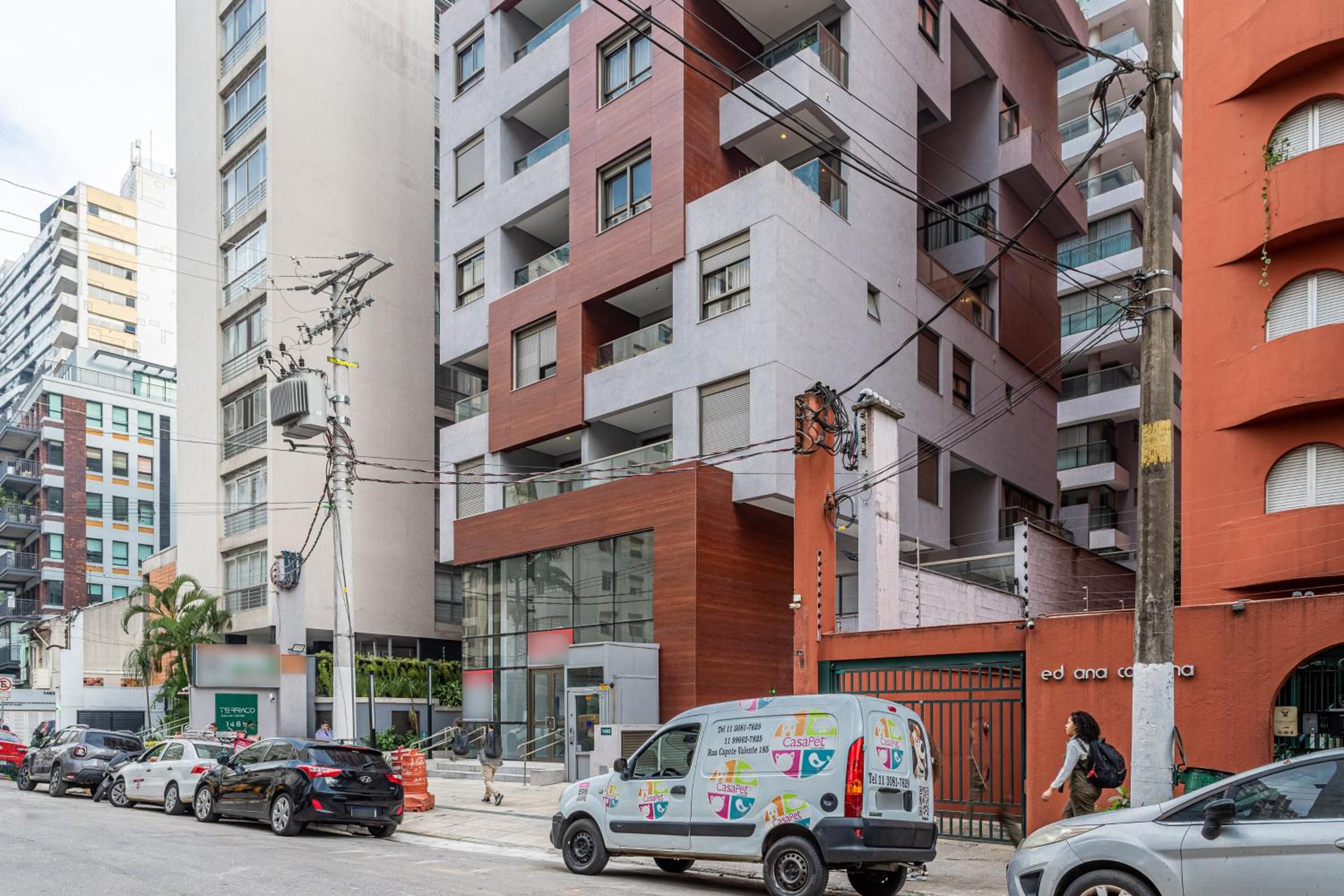 Terraço Oscar Freire by Viva - Prédio novo ao lado do Hospital das Clínicas e do metrô