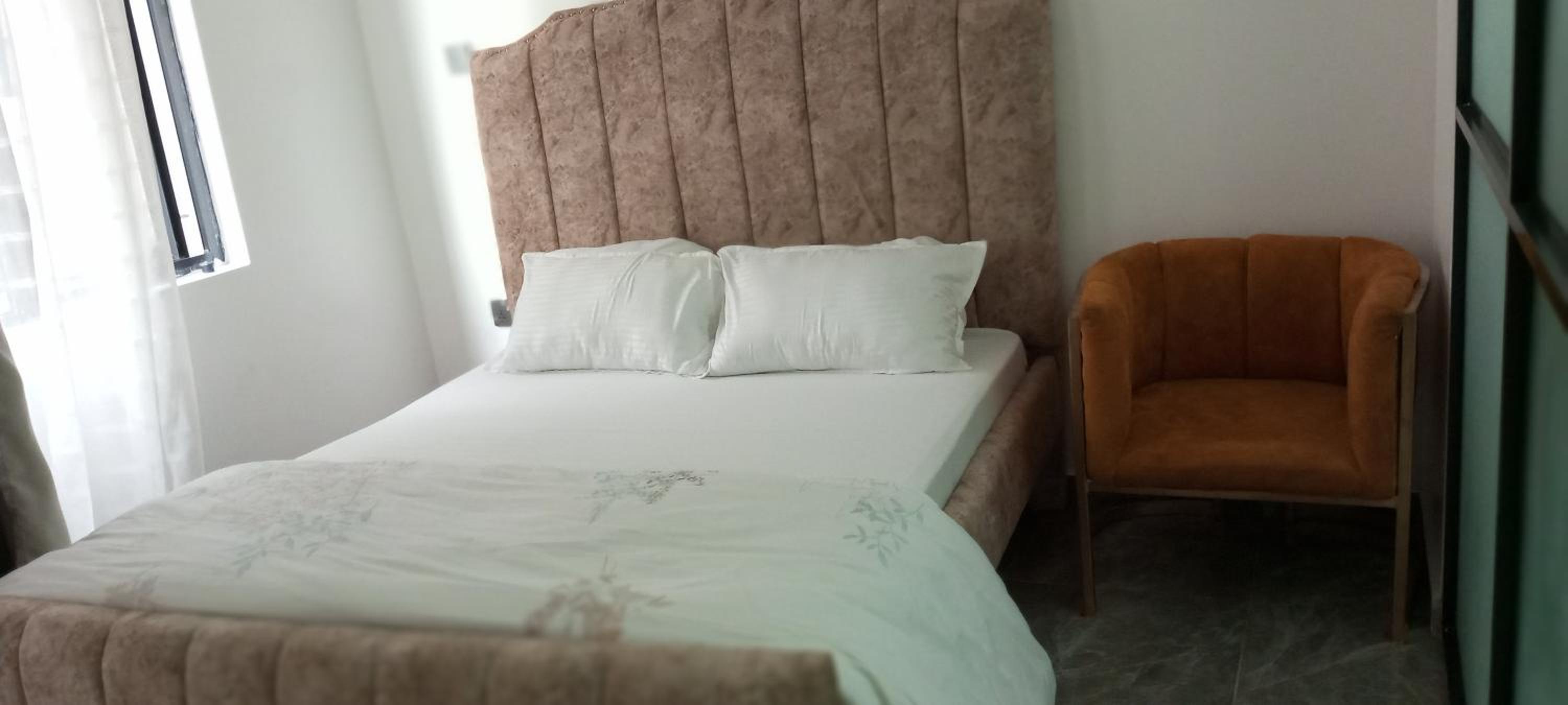 Heartland gardens Large Studio bedroom apartments