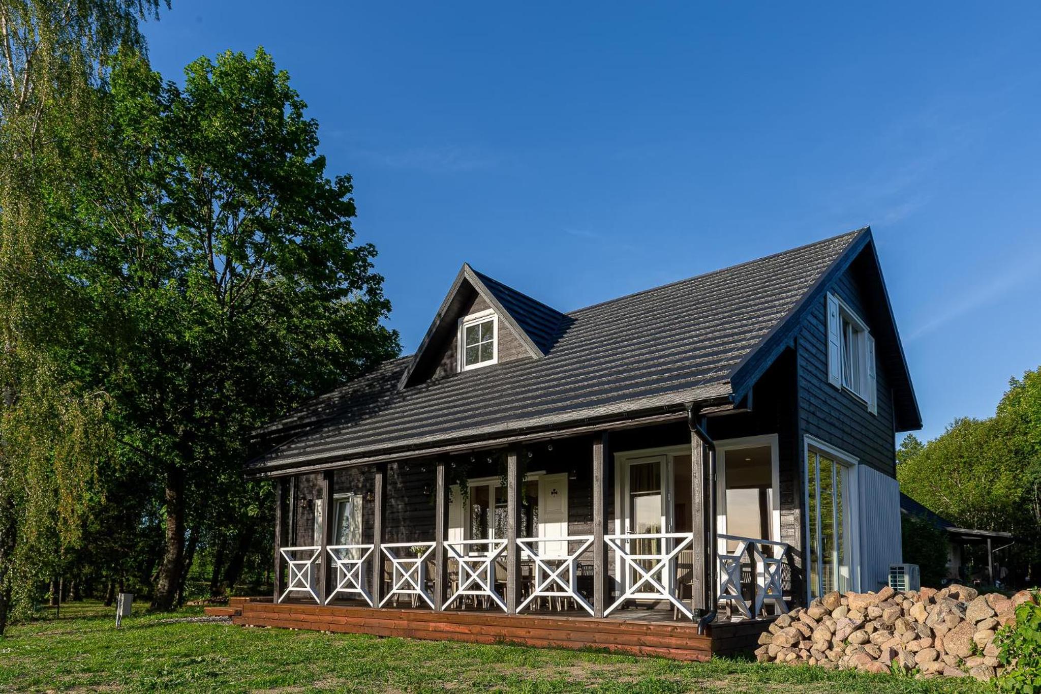 Dobilyne Villa