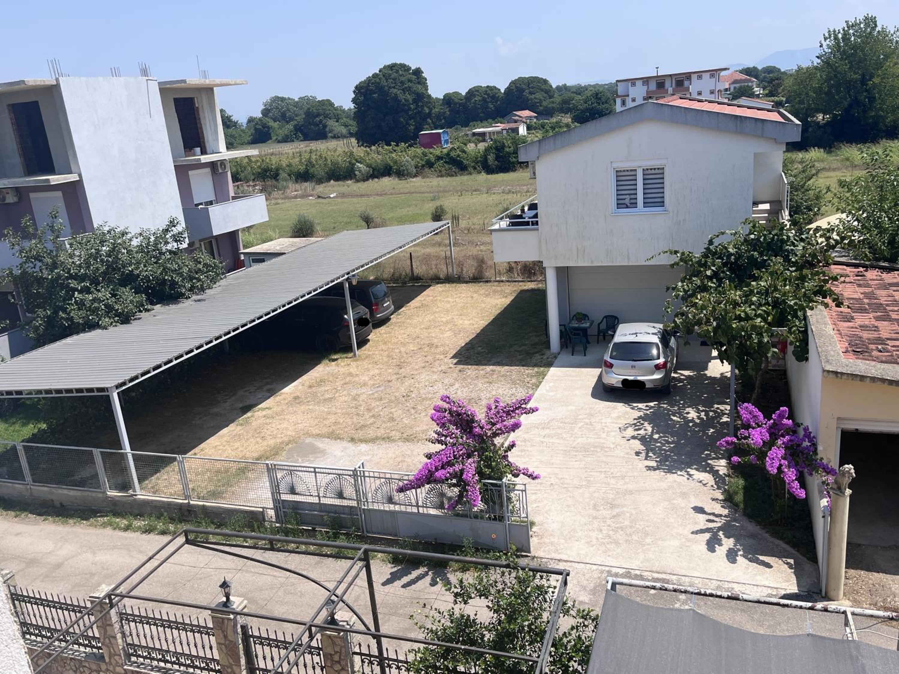 Saraj appartments