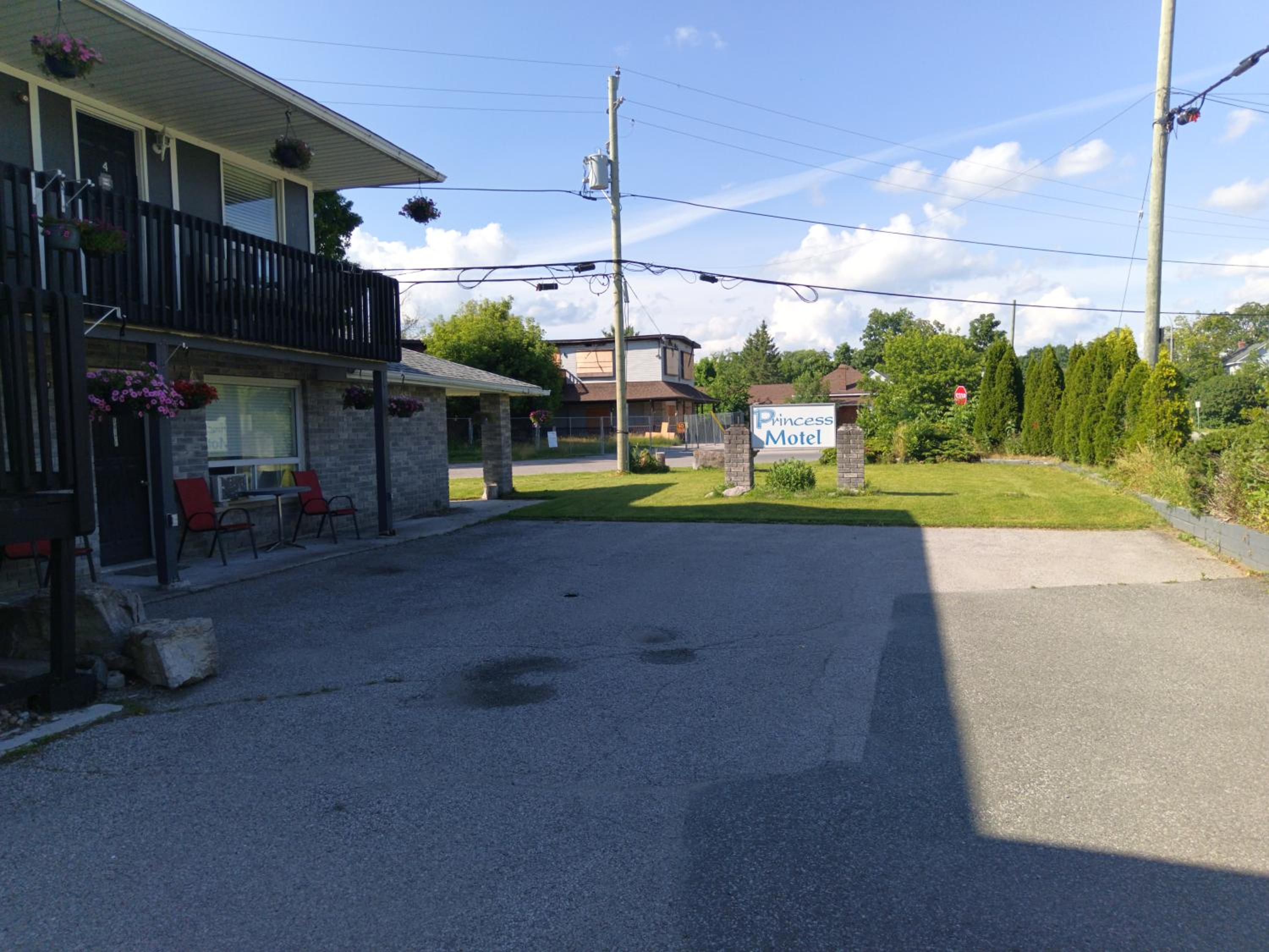Princess Motel