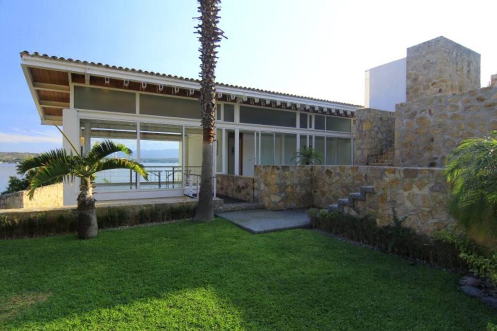 La Casa Kristal Luxury view 2