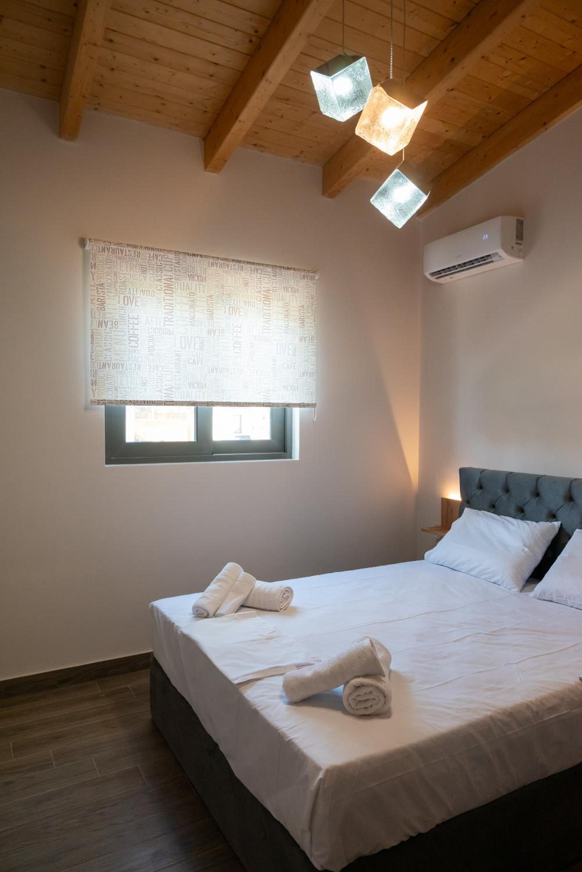 Paradise Apartments Artemida