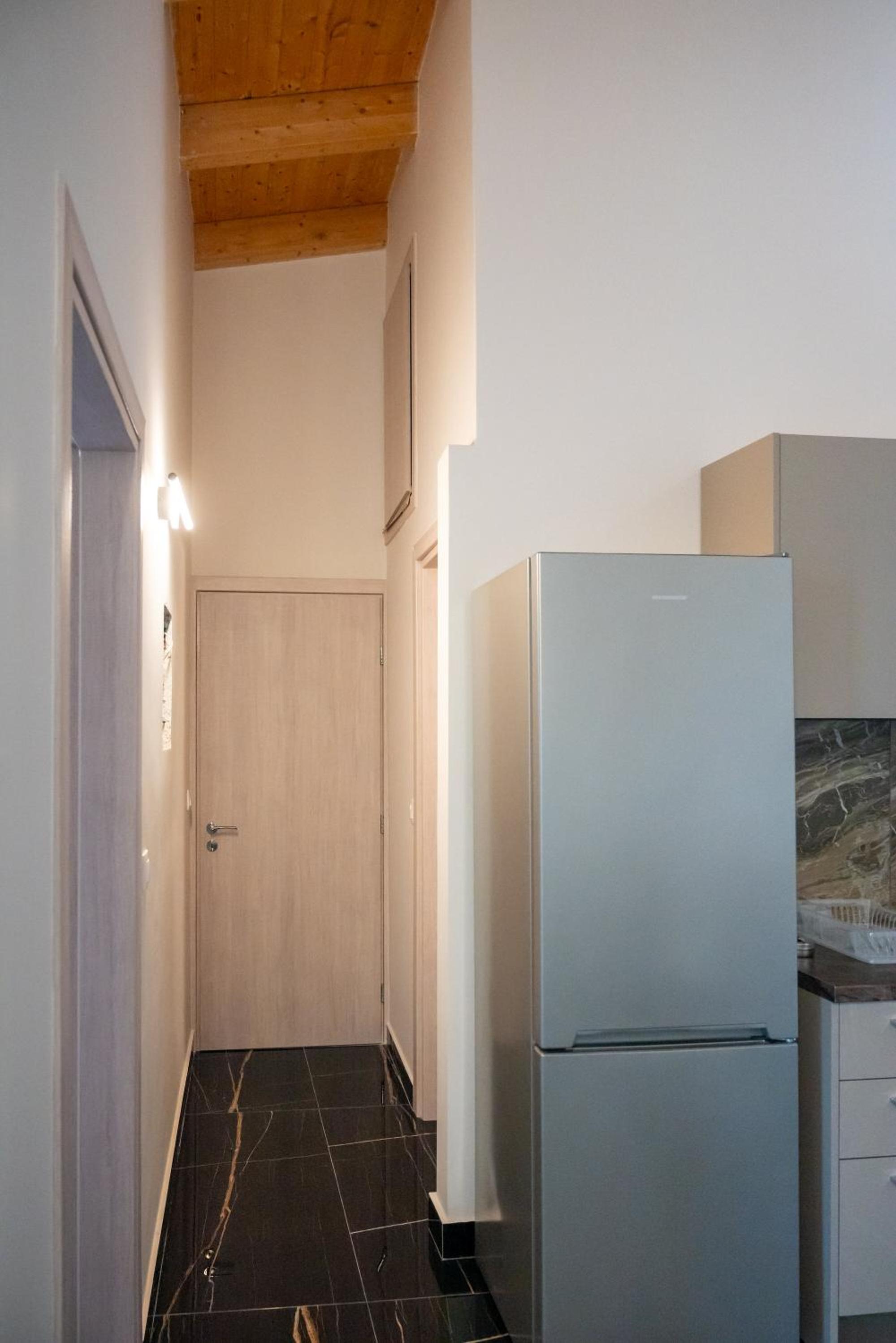 Paradise Apartments Artemida