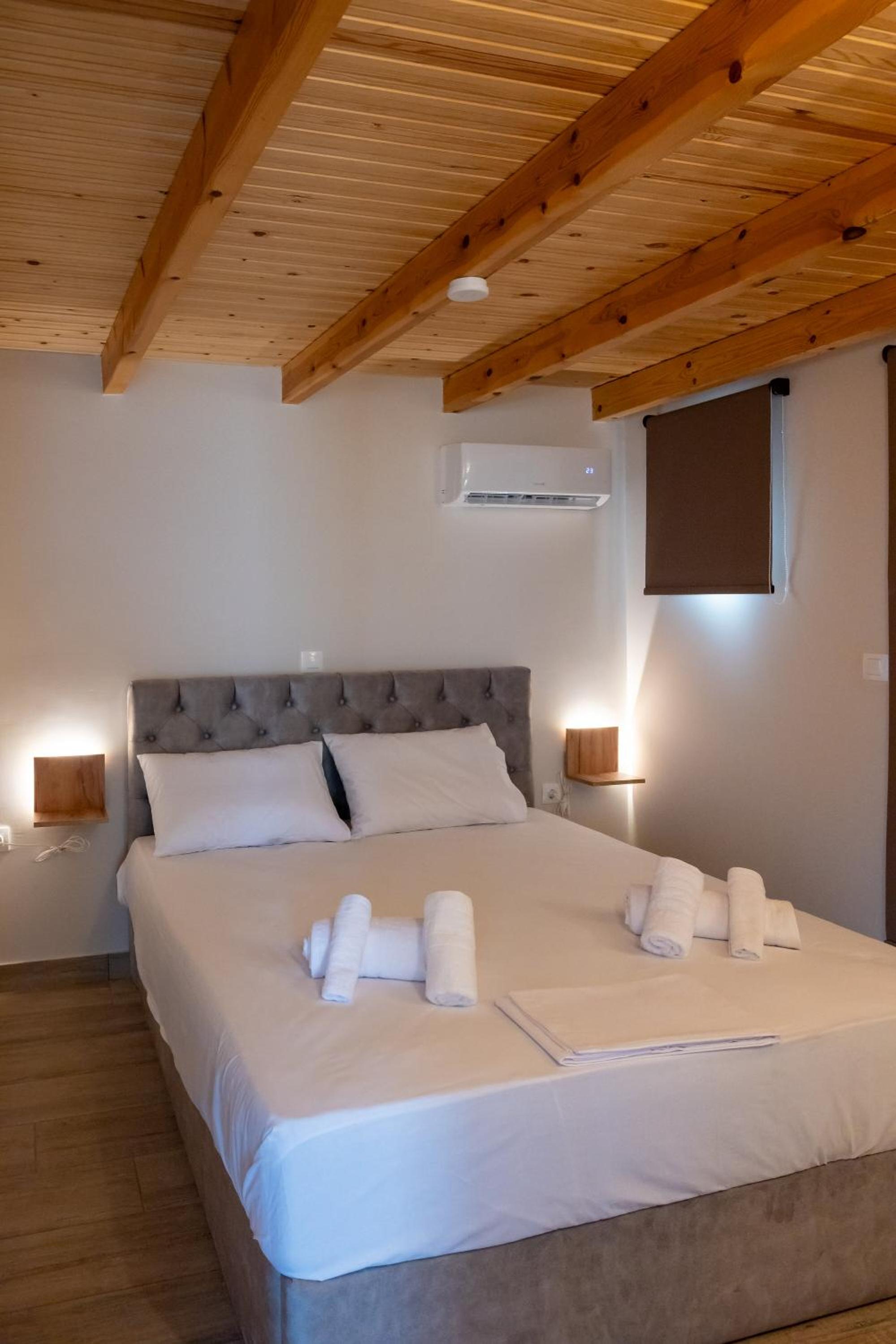 Paradise Apartments Artemida