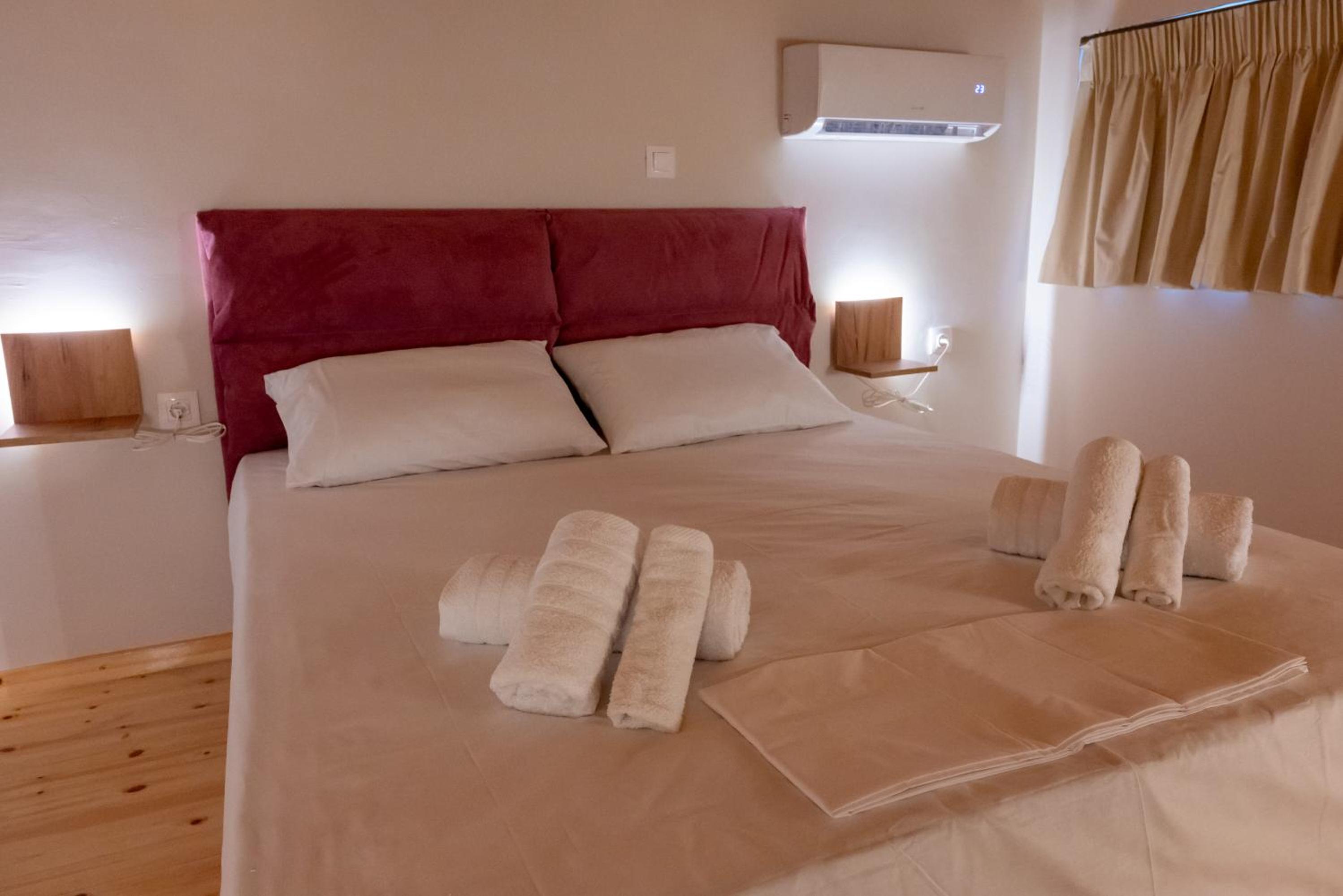 Paradise Apartments Artemida