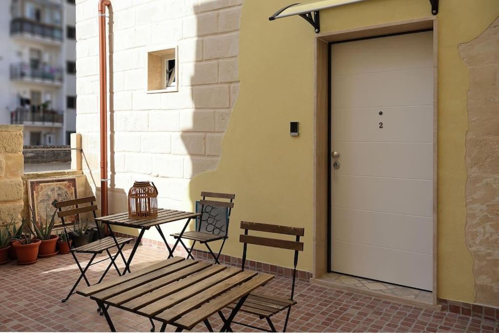 A7passi da - Pietra Leccese stanza in casa storica-Bagno privato - angolo cottura - ingresso semi-indipendente - wi-fi view 4